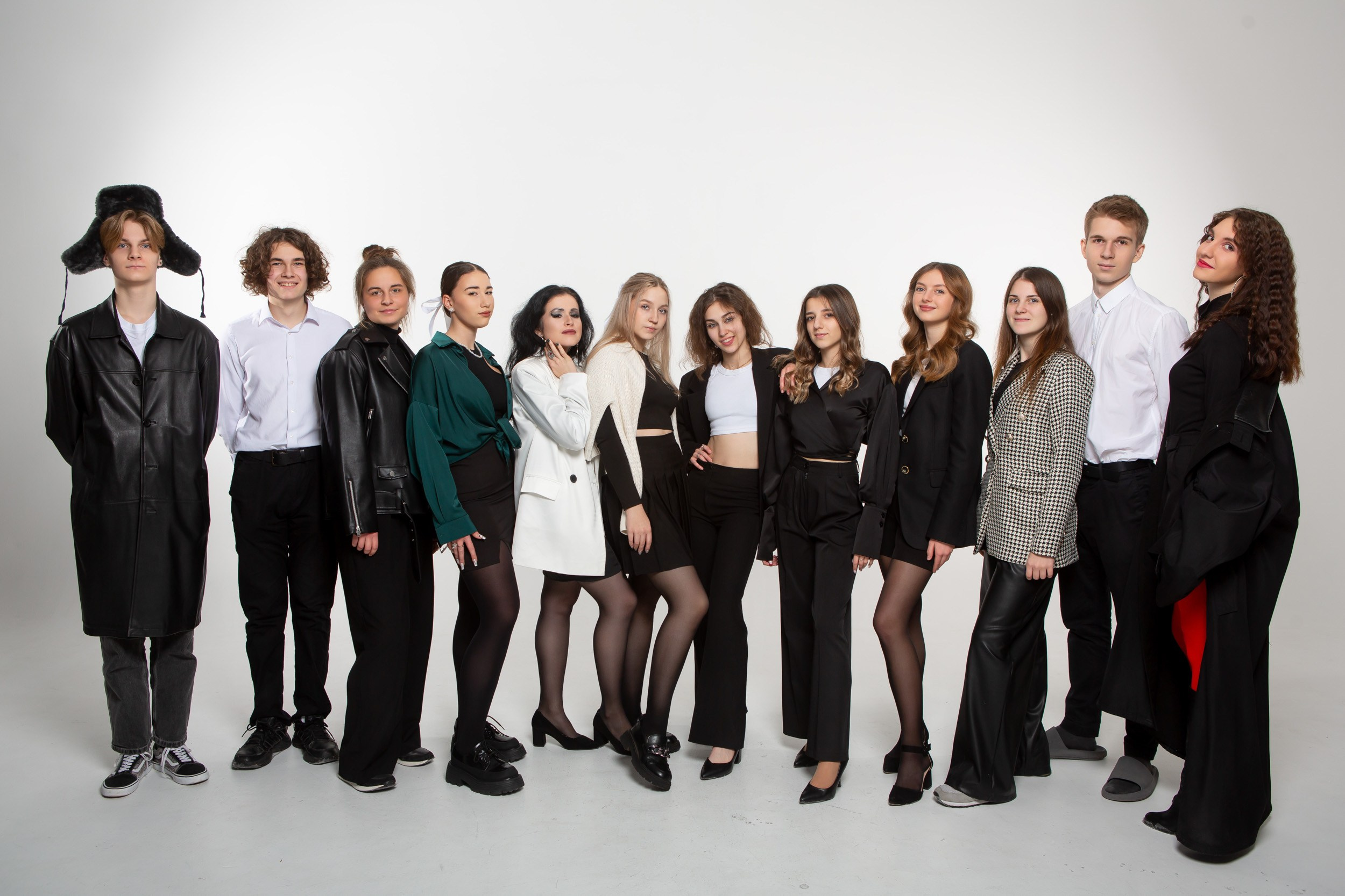 Студия Гимназия 12 11 А 2023 г. Свадебный и портретный Фотограф в Липецке Дмитрий Котюков