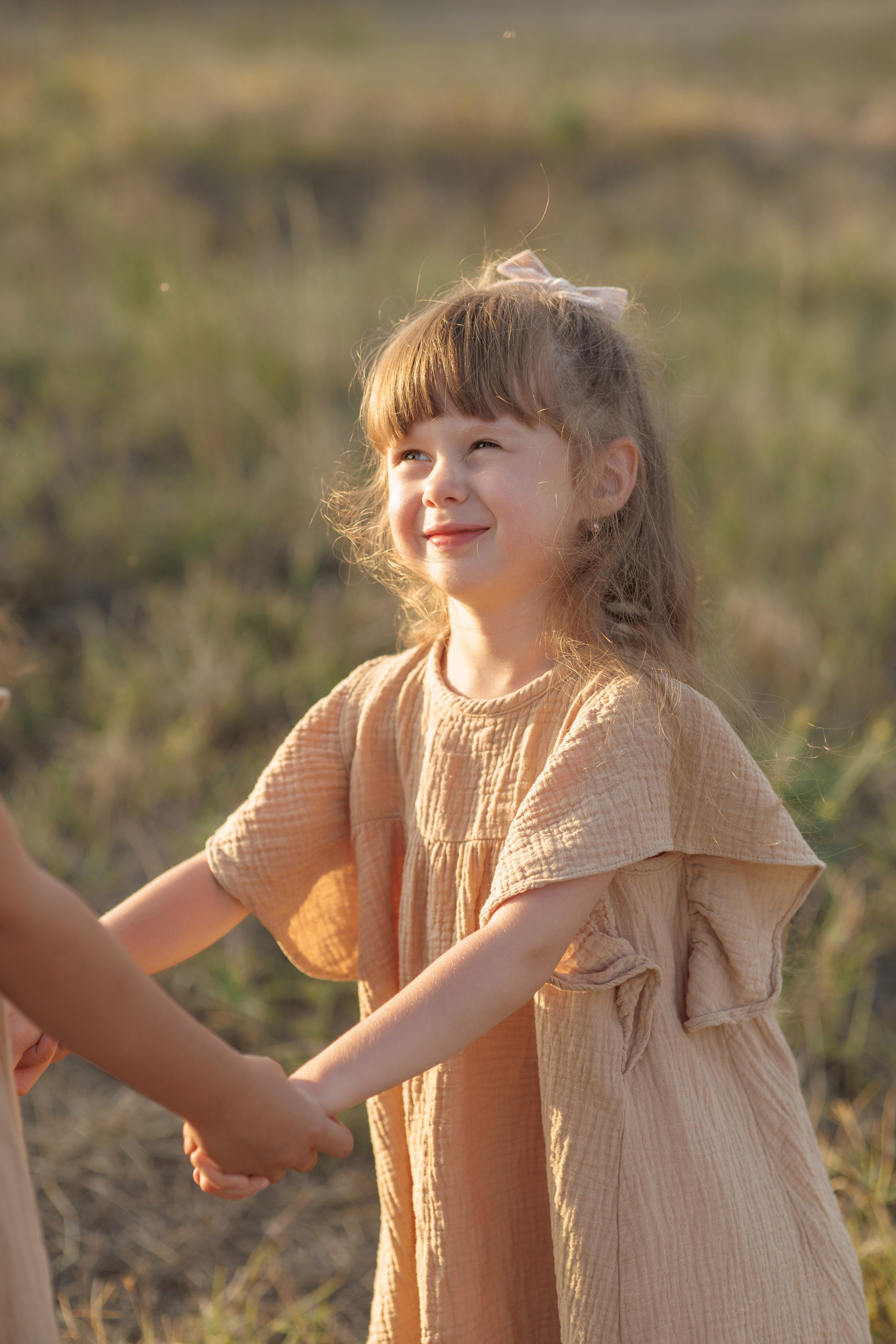 Семейная прогулка на Тонком мысу. Семейный и портретный фотограф в Геленджике Любовь Бодрова
