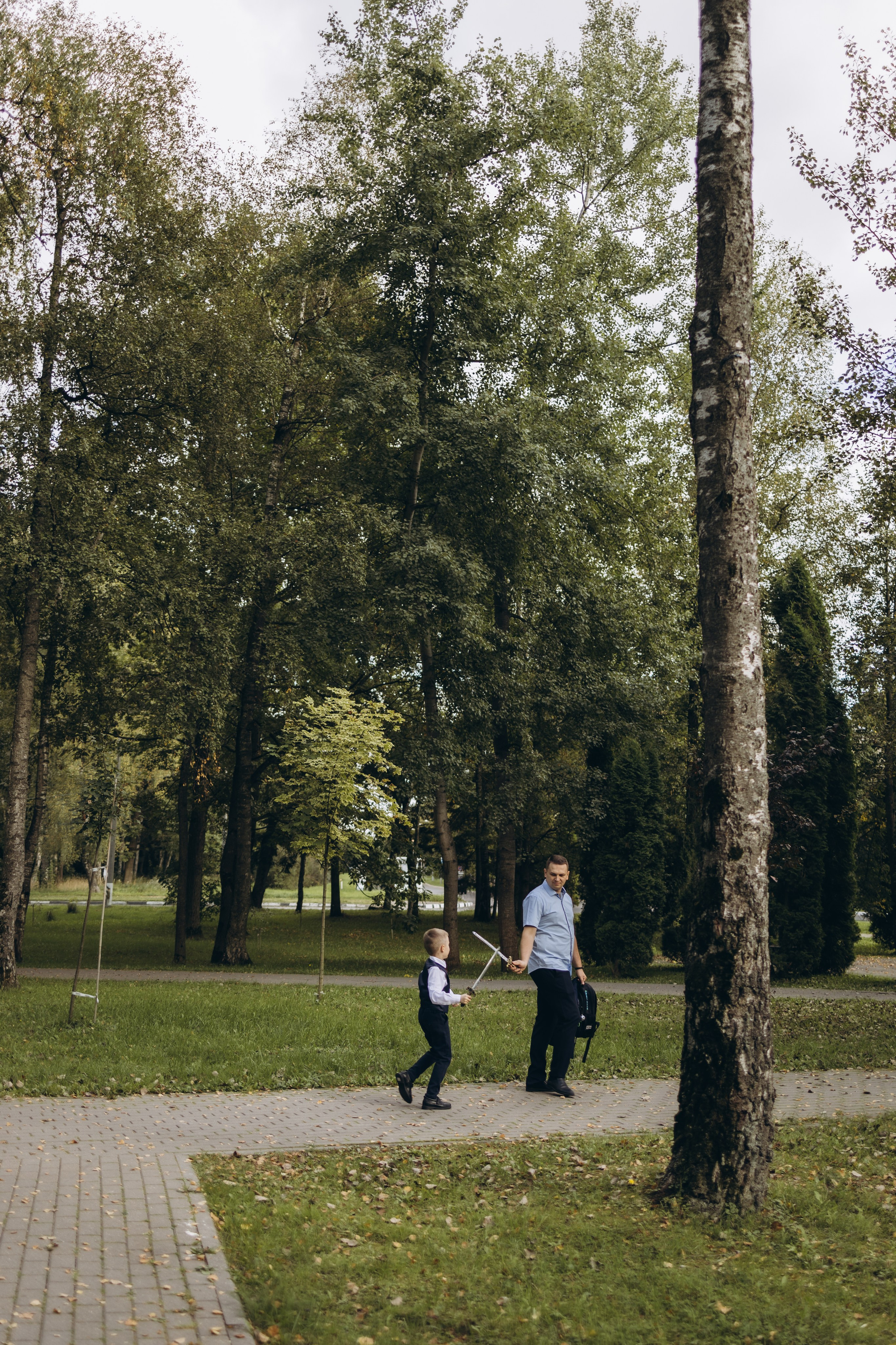 Первая школьная фотография Димули (1.09.2025 г.) г. Обнинск (Калужская обл.). Надежда Стар семейный и церковный фотограф в Жукове и Калужской области