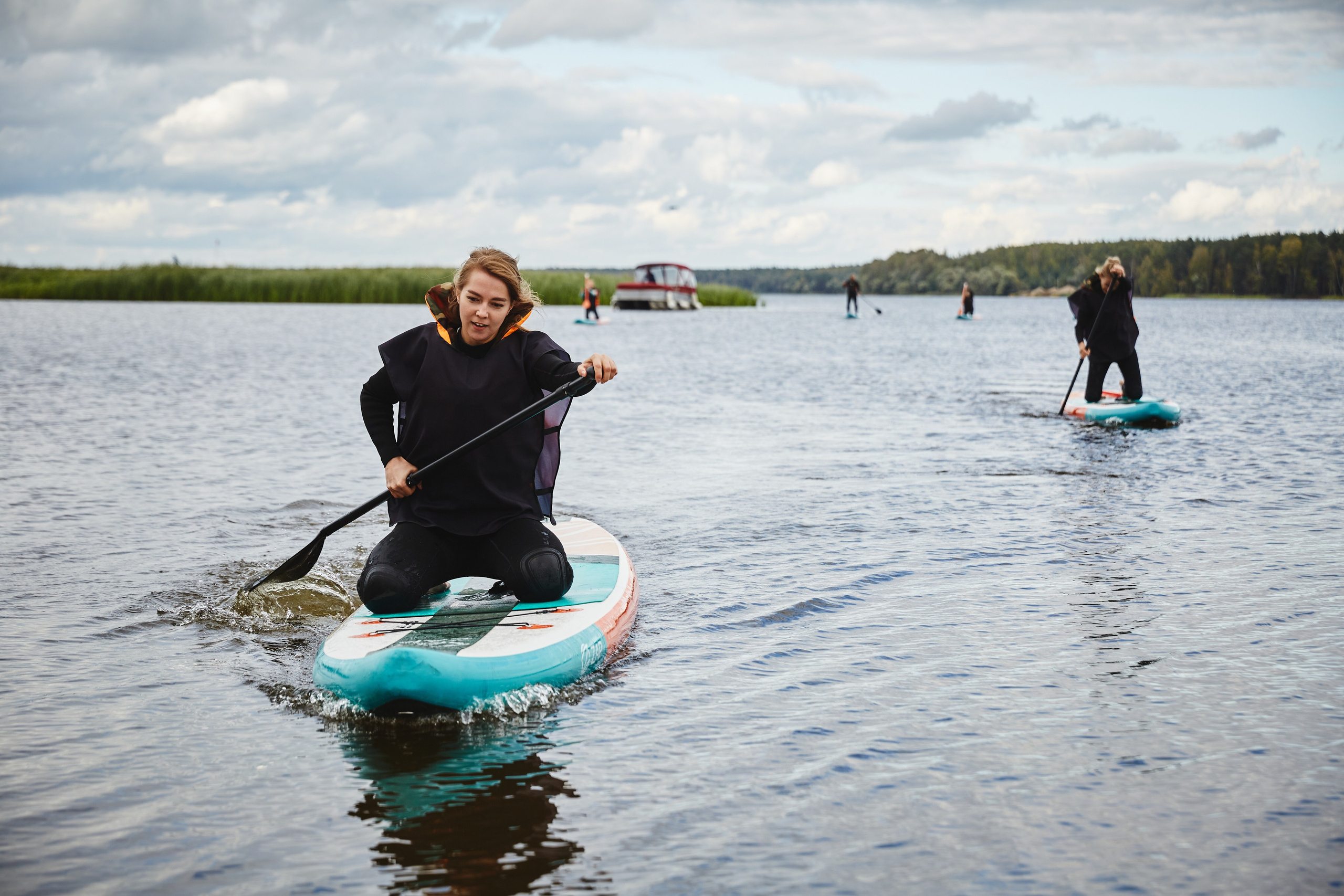 Фотограф на тимбилдинг: спортивное командообразование за городом. КонТайм: профессиональная съемка для организаций