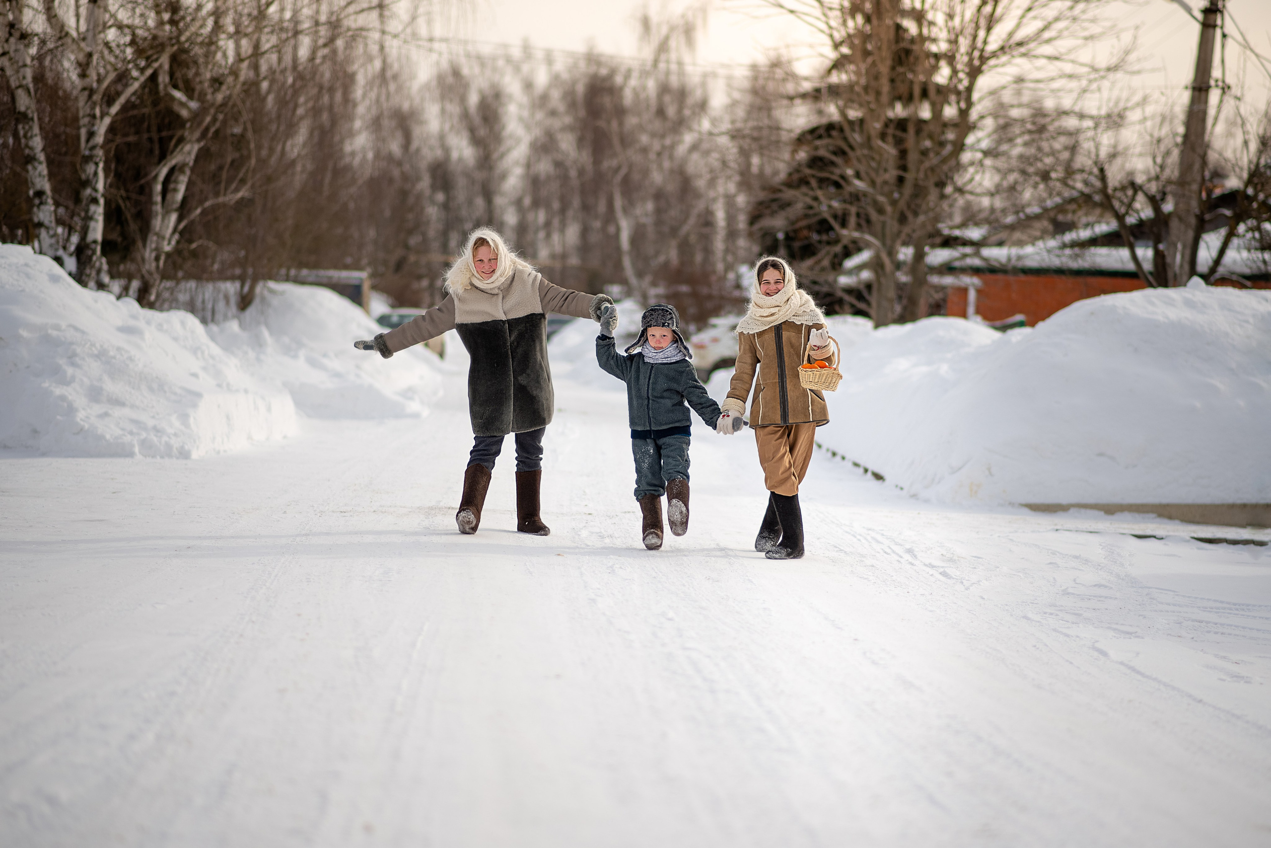 Тематическая семейная фотосессия в деревне. Семейный и детский фотограф в Туле Светлана Воронкова