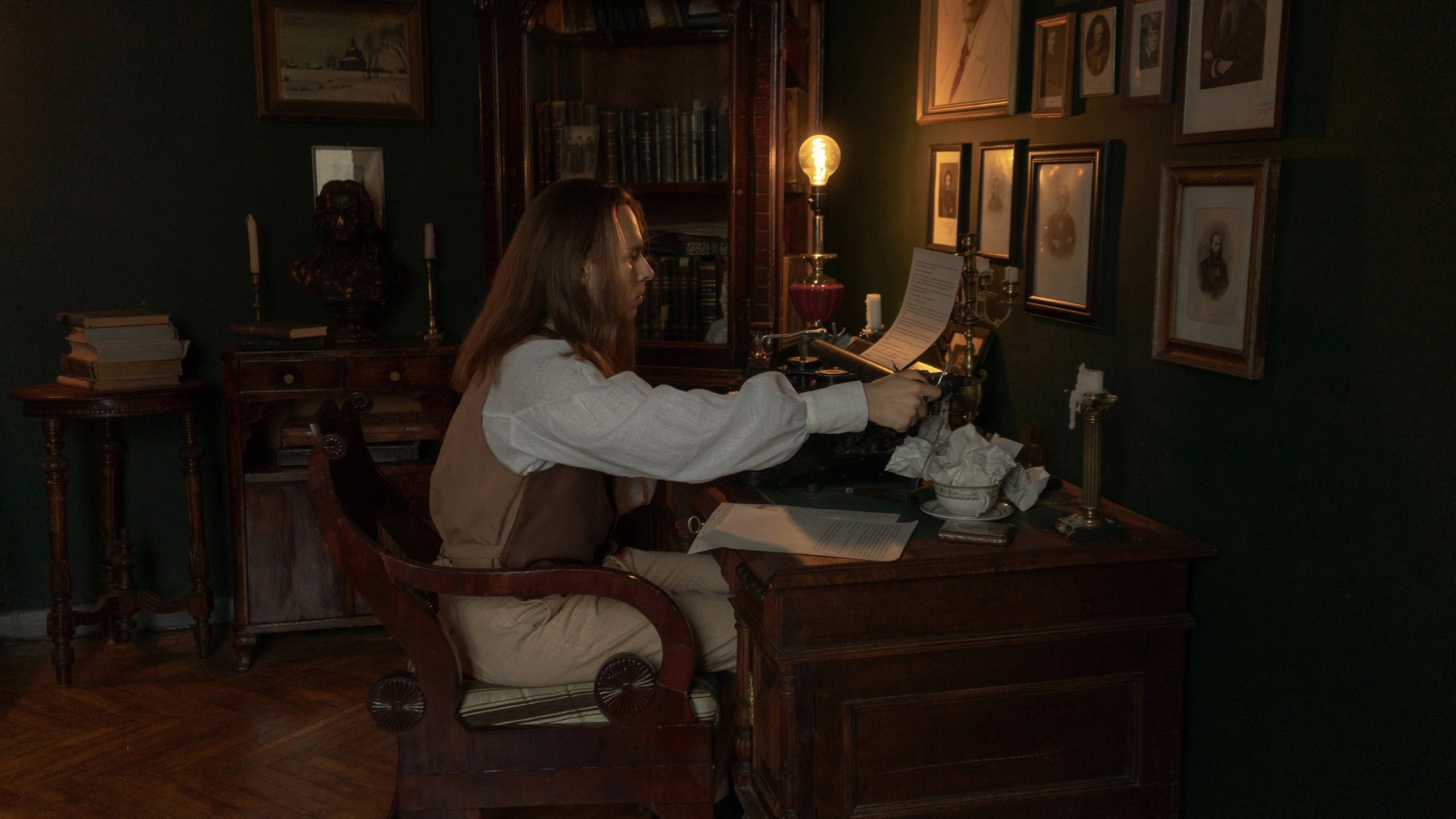 Писатель. Фотохудожник и фоторежиссёр Евгения Будякова