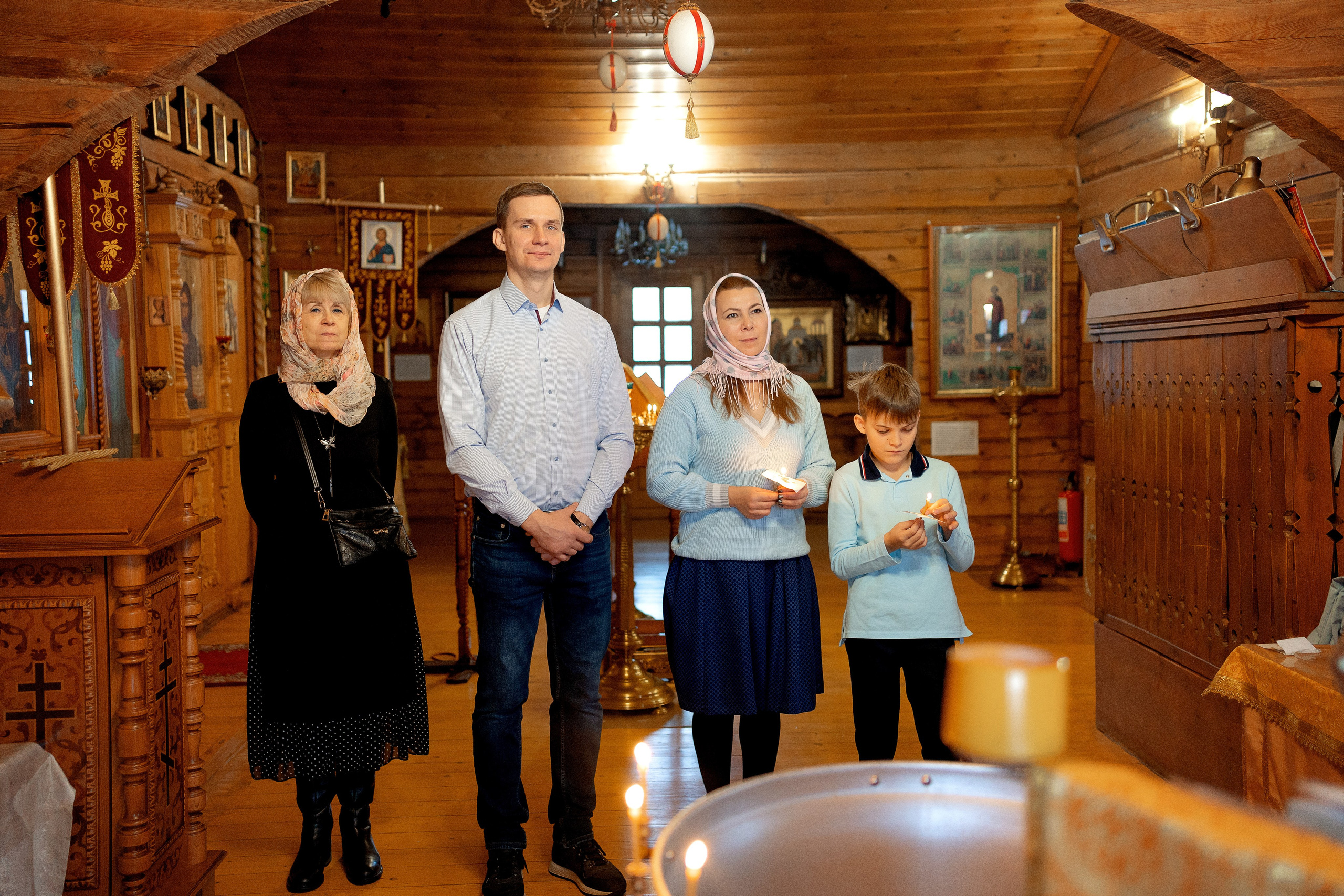 Таинство Крещения в храме Преподобного Сергия Радонежского в Новых Ватутинках…. Семейный и детский фотограф в Москве Екатерина Офицерова