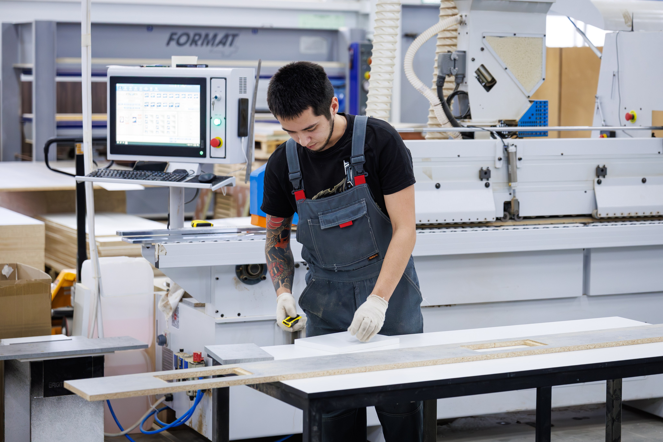 Съемка контента для рекламно-производственной фирмы «Дека» (2025). Репортажный и портретный фотограф в Ярославле Константин Горбачев