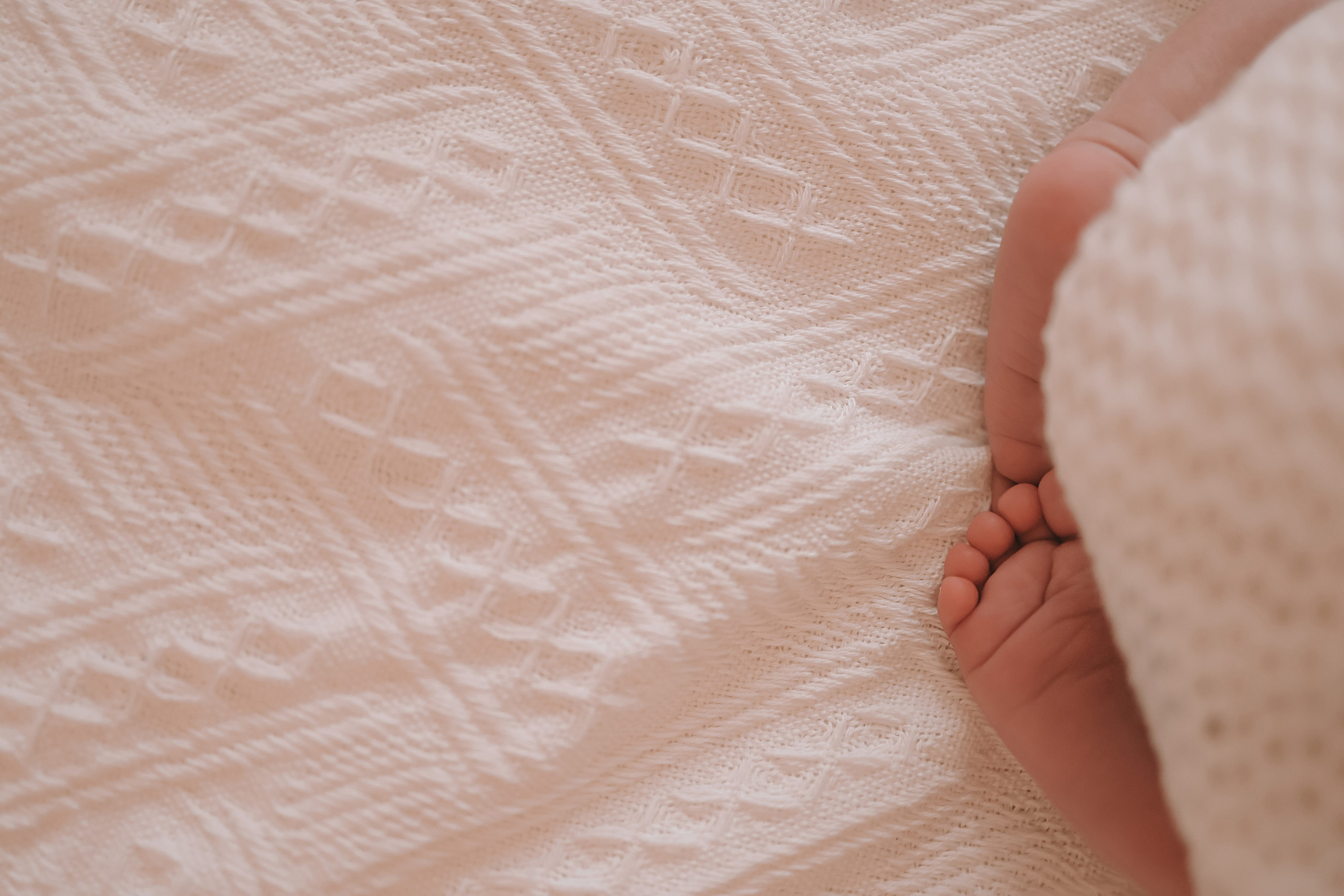 Ефим, 2 недели. Семейный фотограф Тюмень, фотограф на роды Салмина Мария