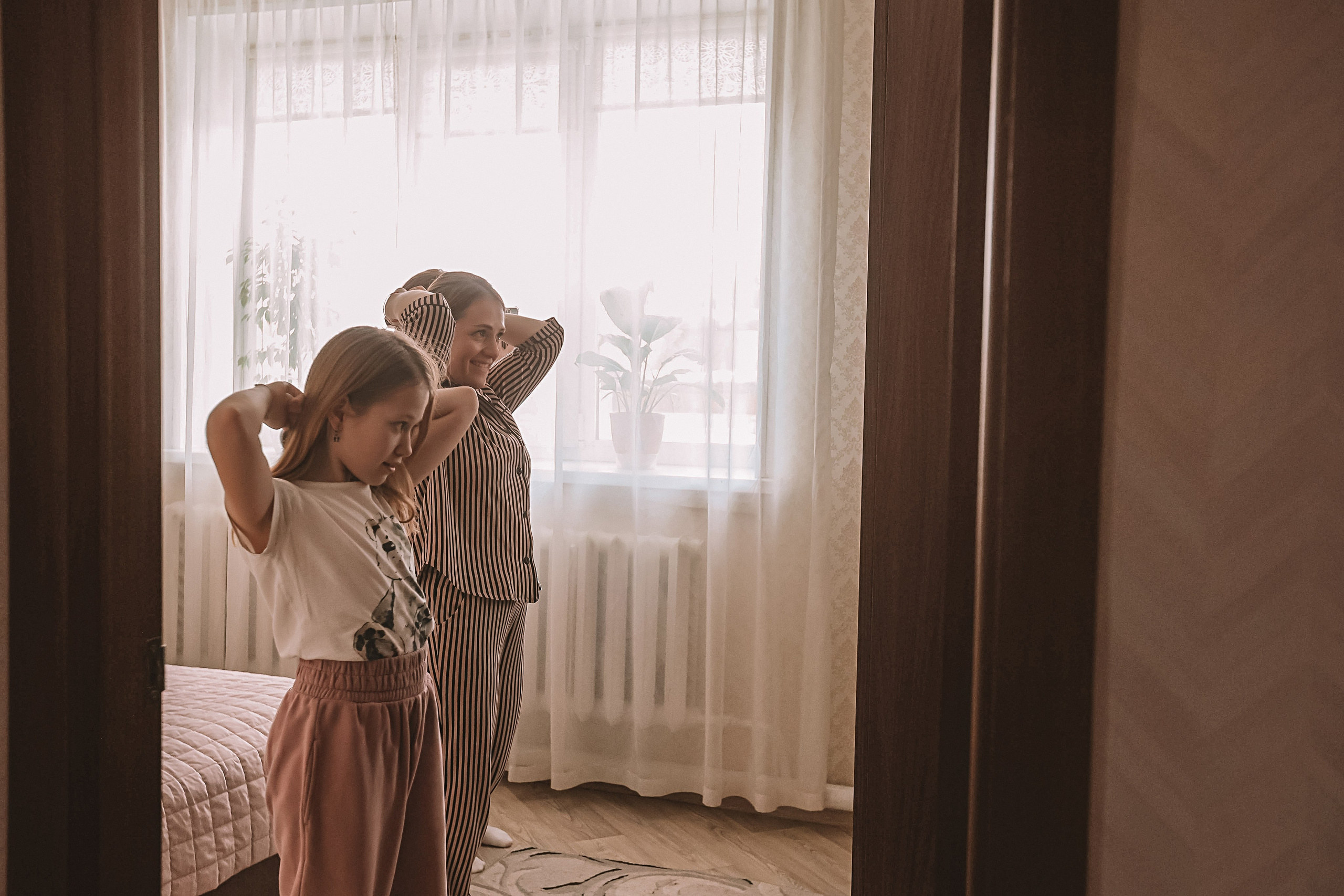 Большая семья репортаж. Семейный фотограф Тюмень, фотограф на роды Салмина Мария