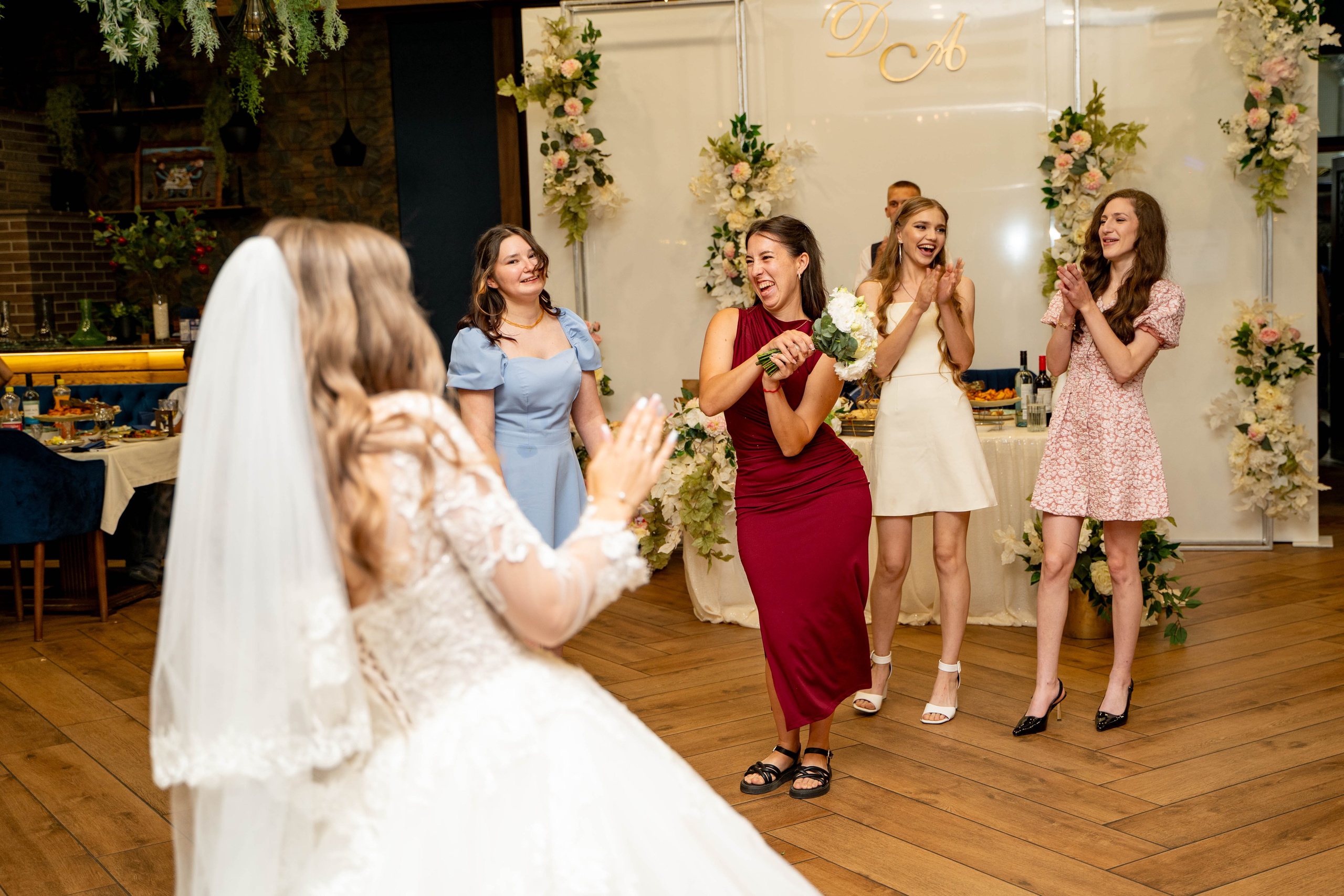 Данил и Анастасия. Видеосьемка, фотосьемка свадеб, юбилеев, утренников в Краснодарском кр