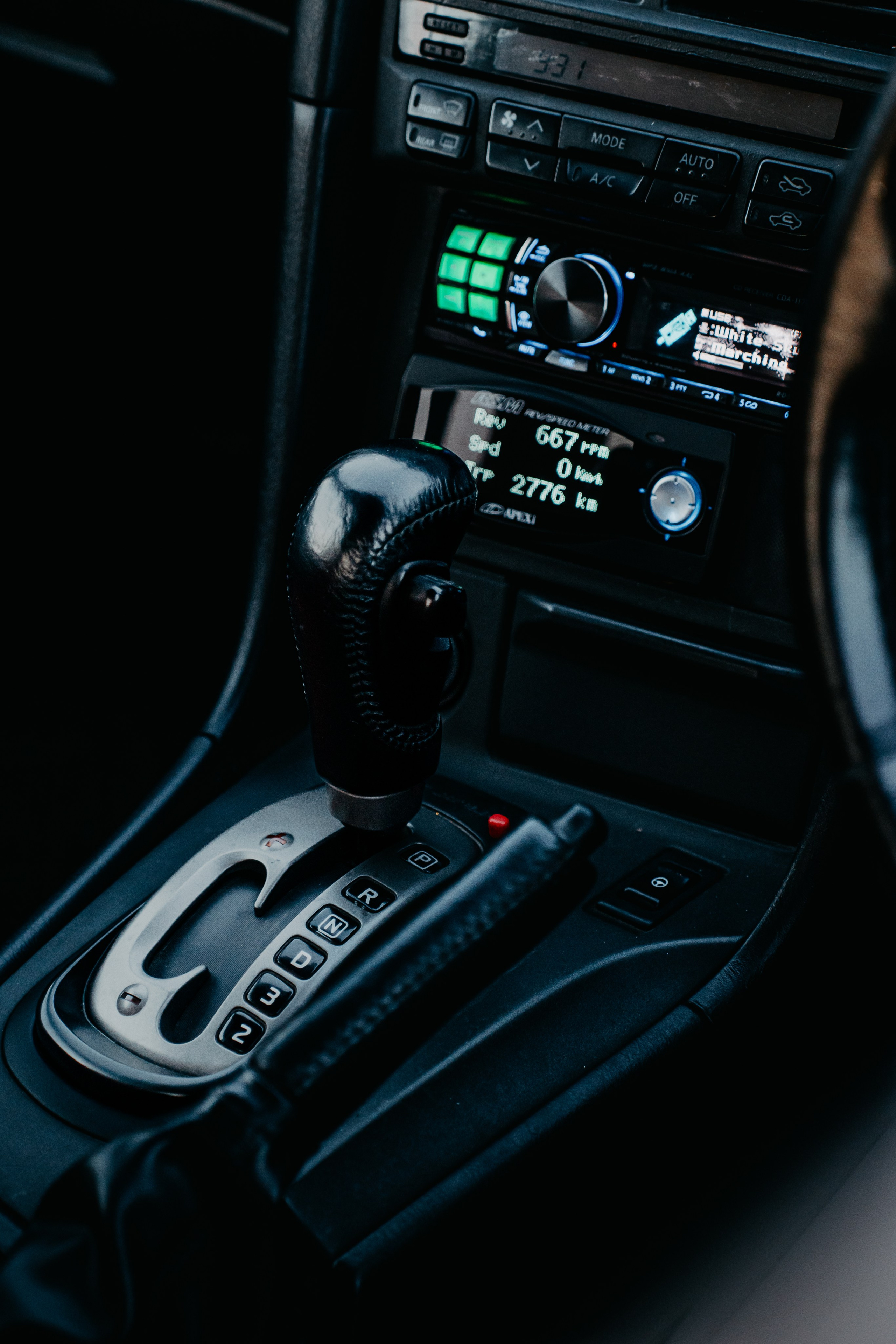 Nissan Skyline 25'. Фотограф, видеограф и пилот дрона на Байкале