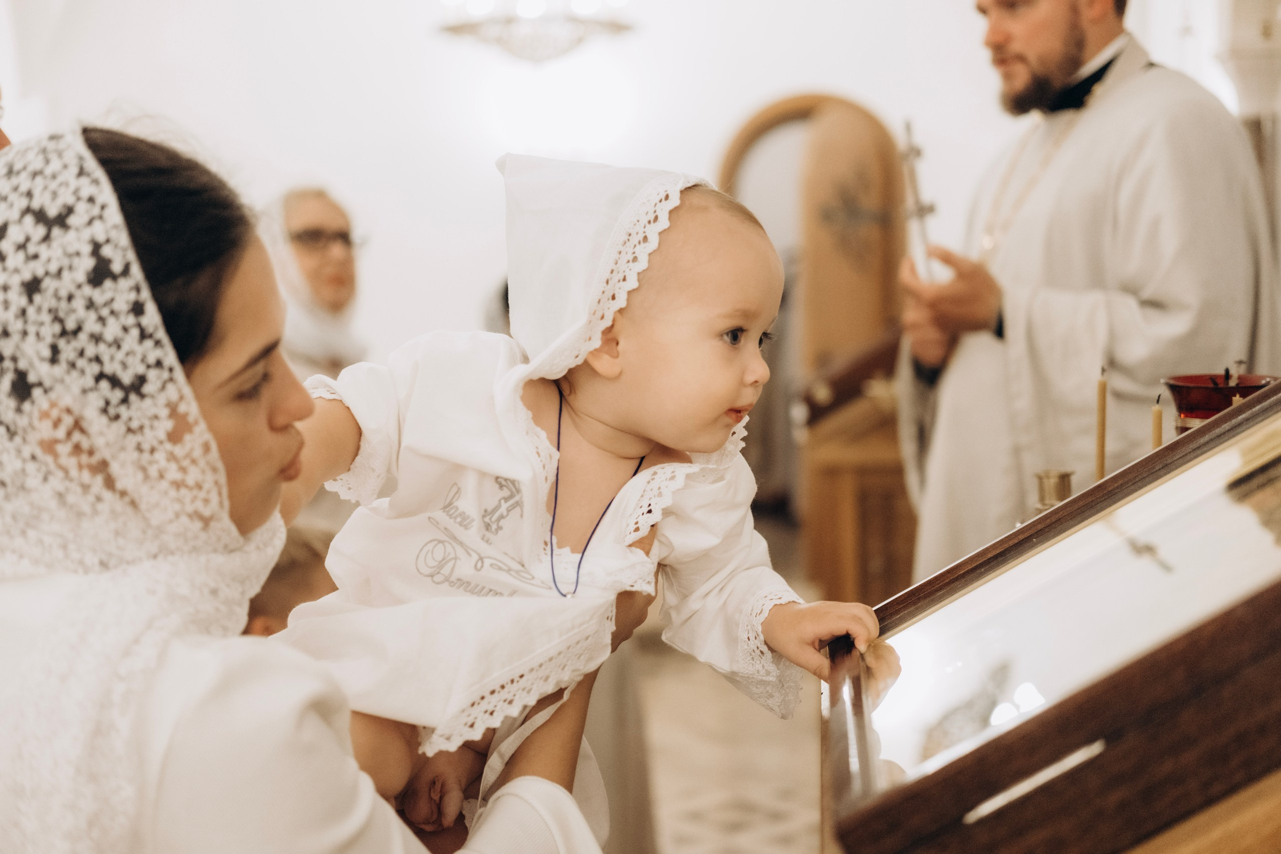 Крещение Дмитрия и Тихона. Главная