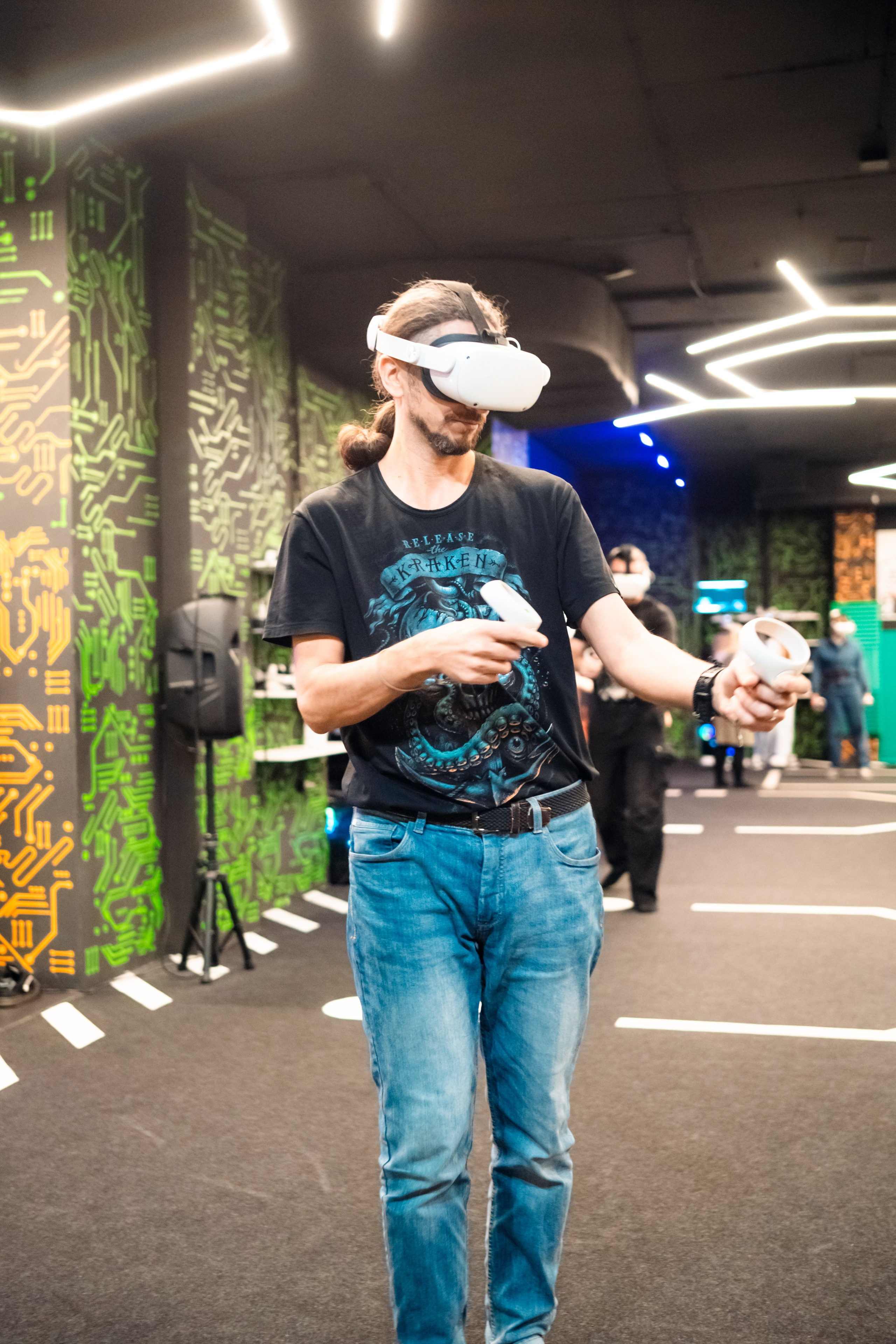 VR (November-December 2024). Felixtones