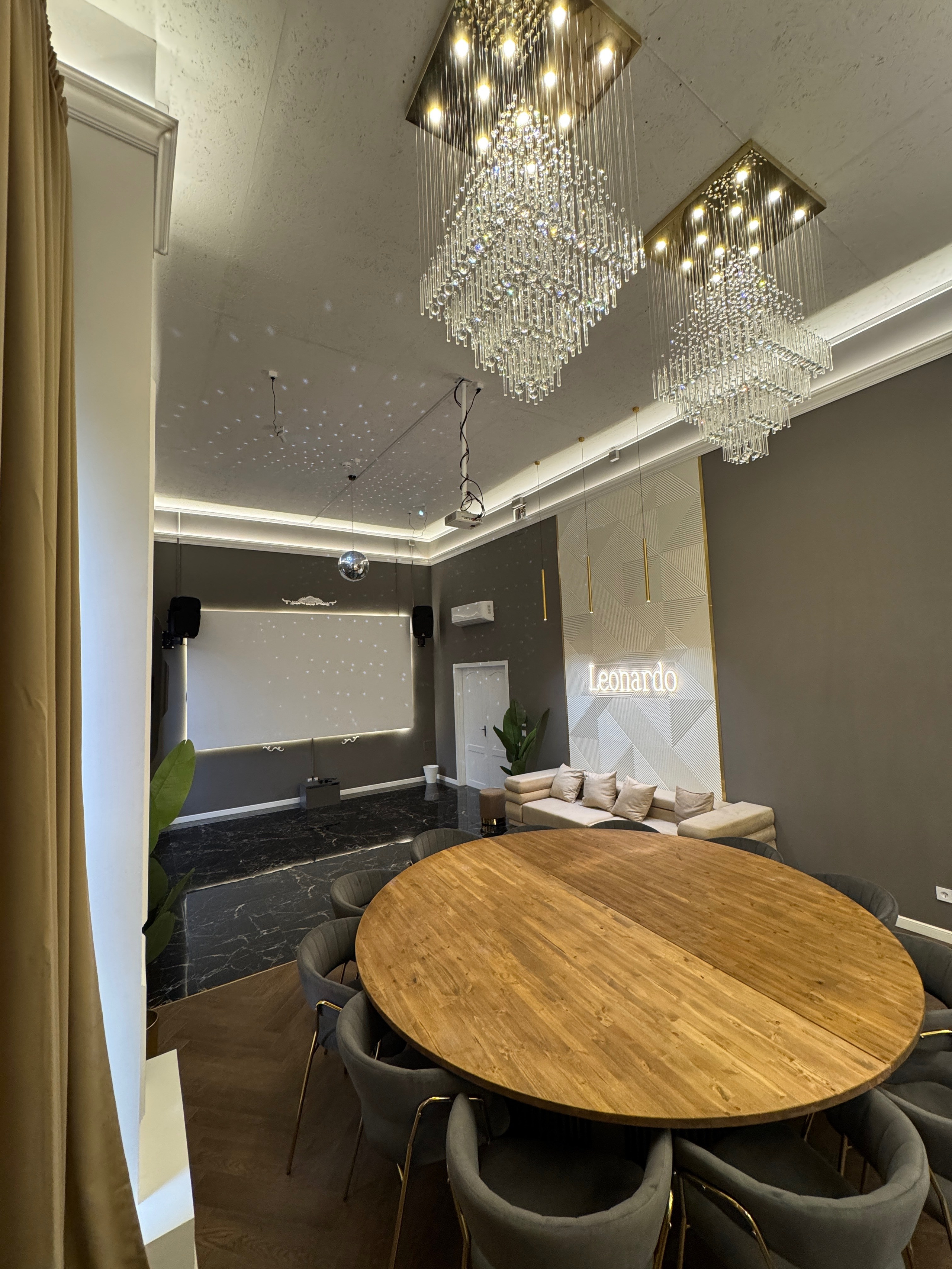 Леонардо. Аренда лофта в СПб для мероприятий