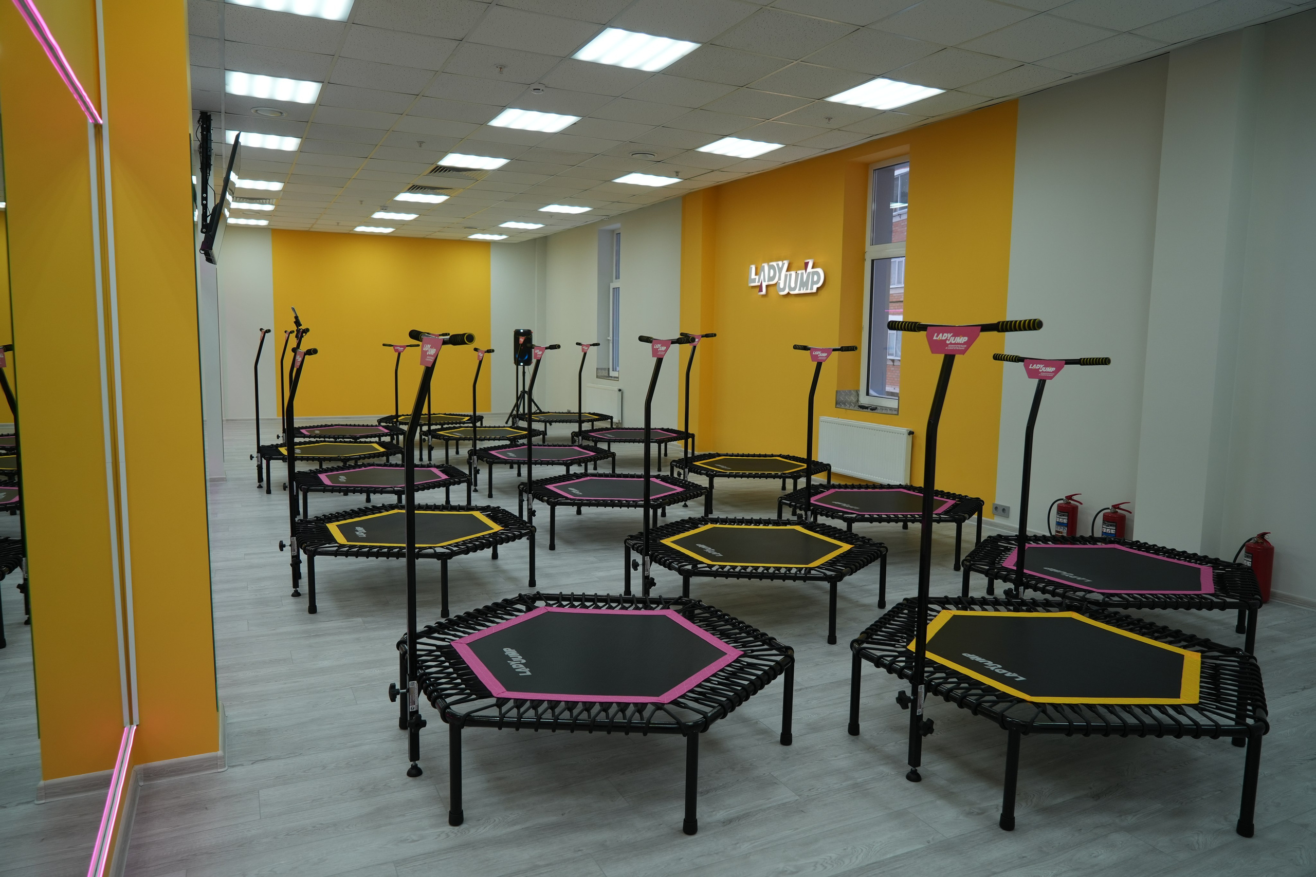 Открытие батутного центра «Lady Jump». Видеограф и Фотограф в Москве