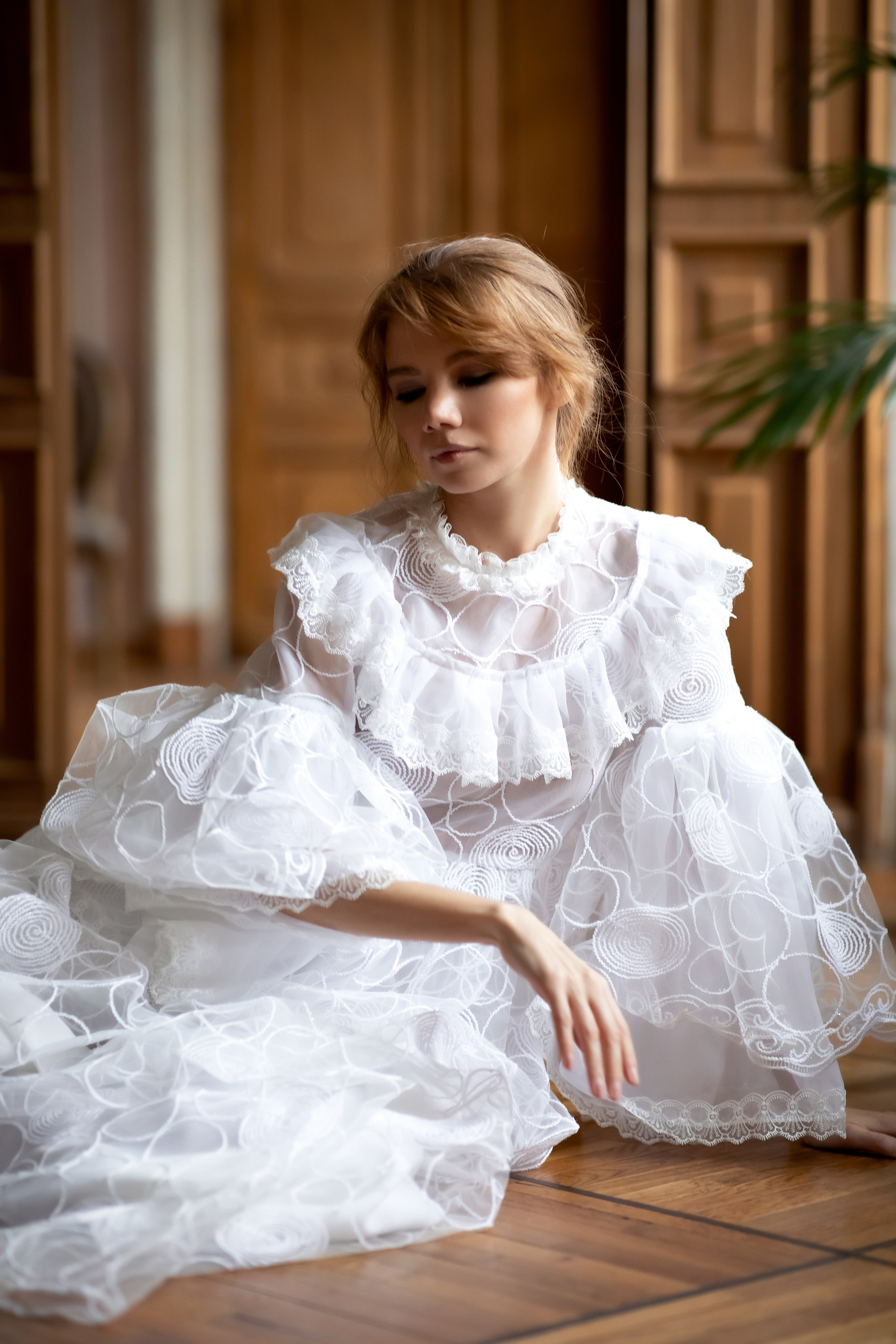 A26. Дизайнер костюмов и украшений, фотограф