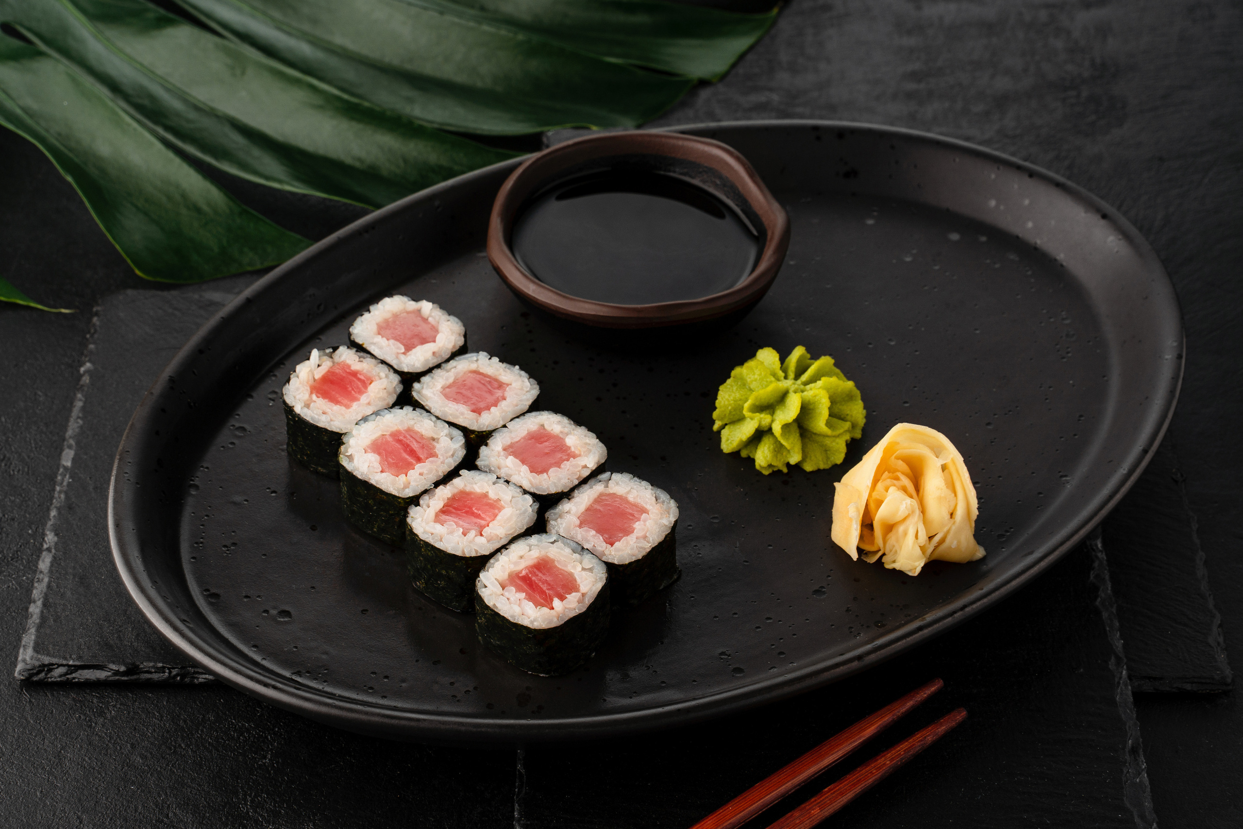 Доставка пан-азиатской и европейской кухни Га-Чё