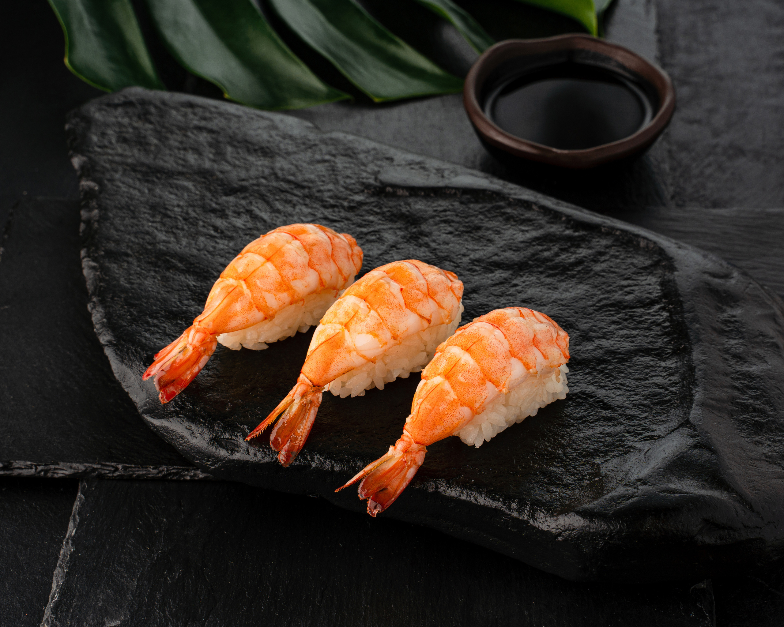 Доставка пан-азиатской и европейской кухни Га-Чё