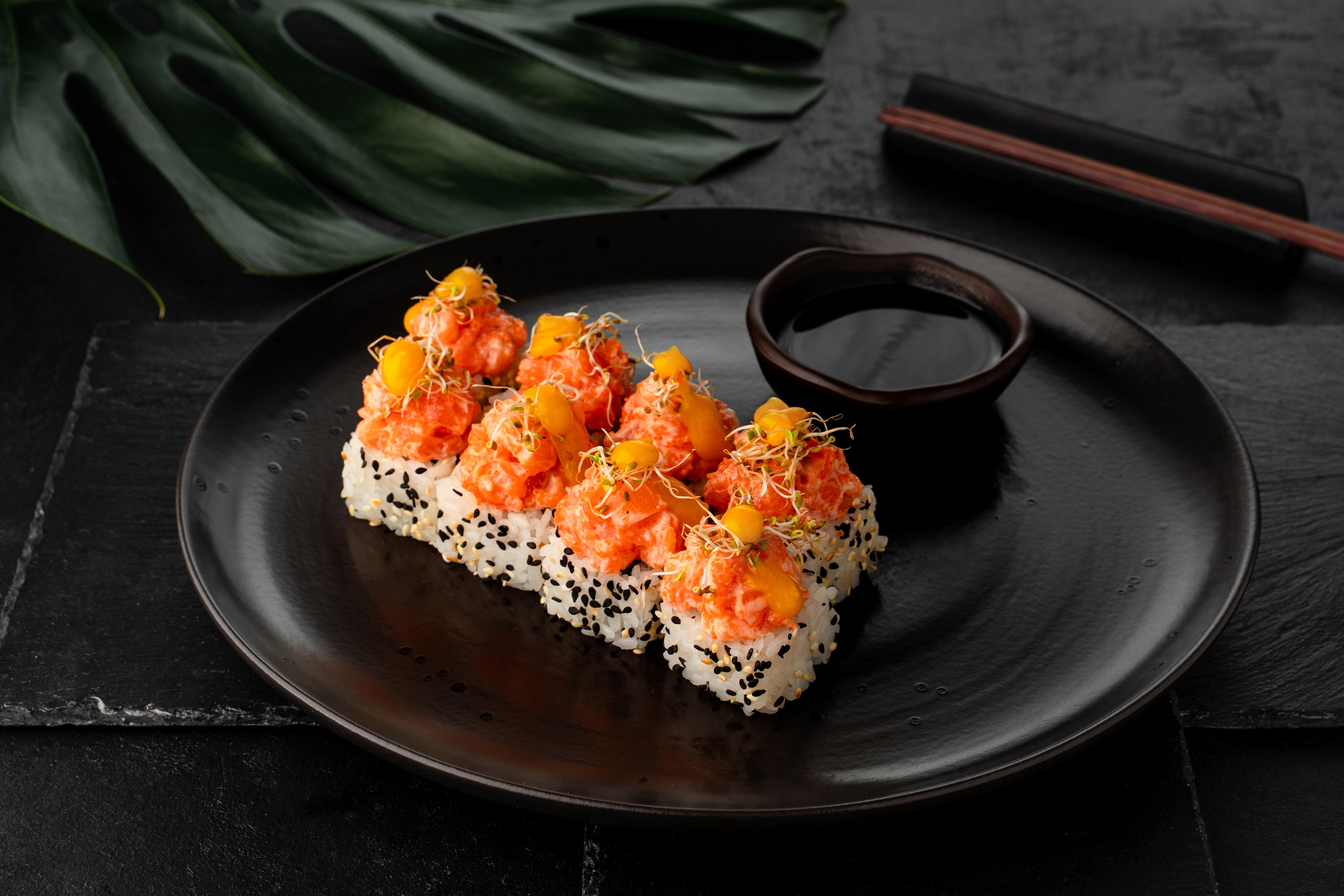 Доставка пан-азиатской и европейской кухни Га-Чё