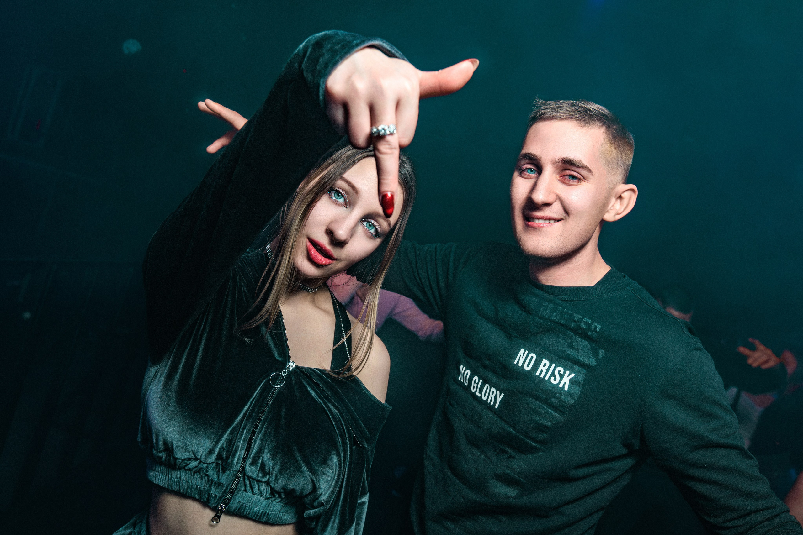 18.01.25 Tinder party. Репортажный фотограф Екатеринбург | Яркий, качественный репортаж | Концерты, клубы, репортаж, праздники, корпоративы