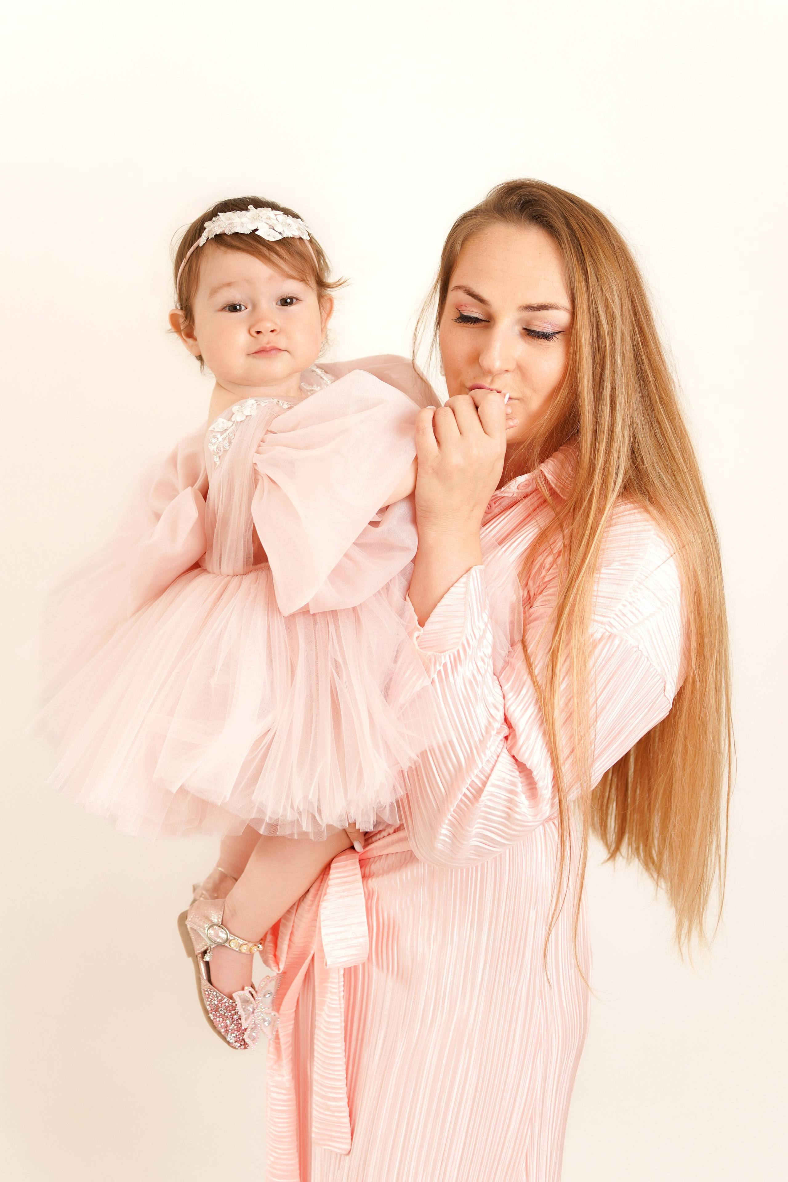 Фотосессия Первый годик. Детский фотограф и фотограф новорожденных в Калининград Оксана Иваний