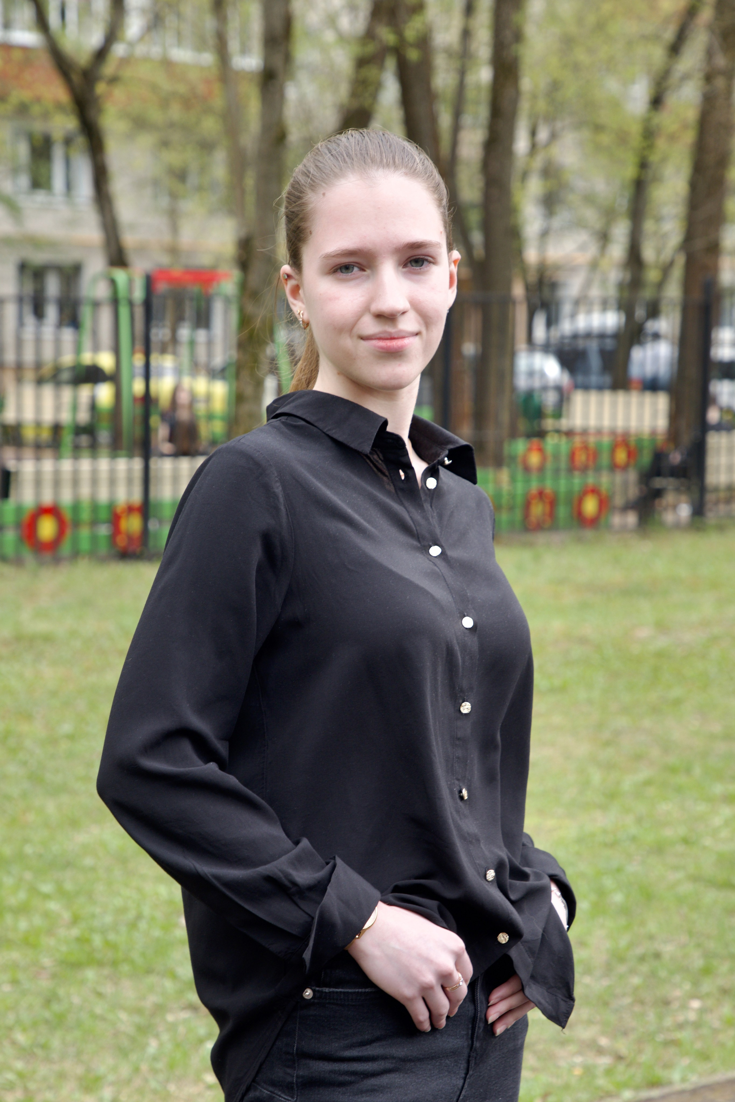 9/11 класс. Портреты. Школьные выпускные альбомы в Москве Марина Николаева