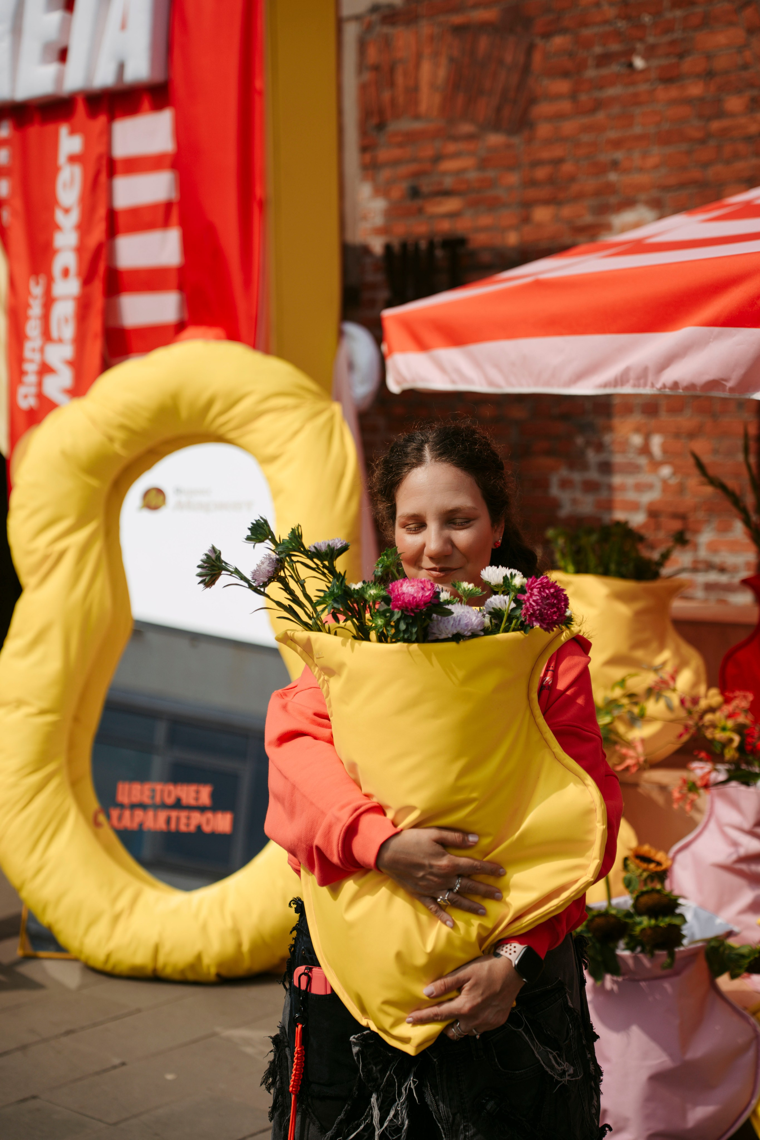 Маркет Маркета. Петербург / 2025. Саша Копылов, фотограф в Казани