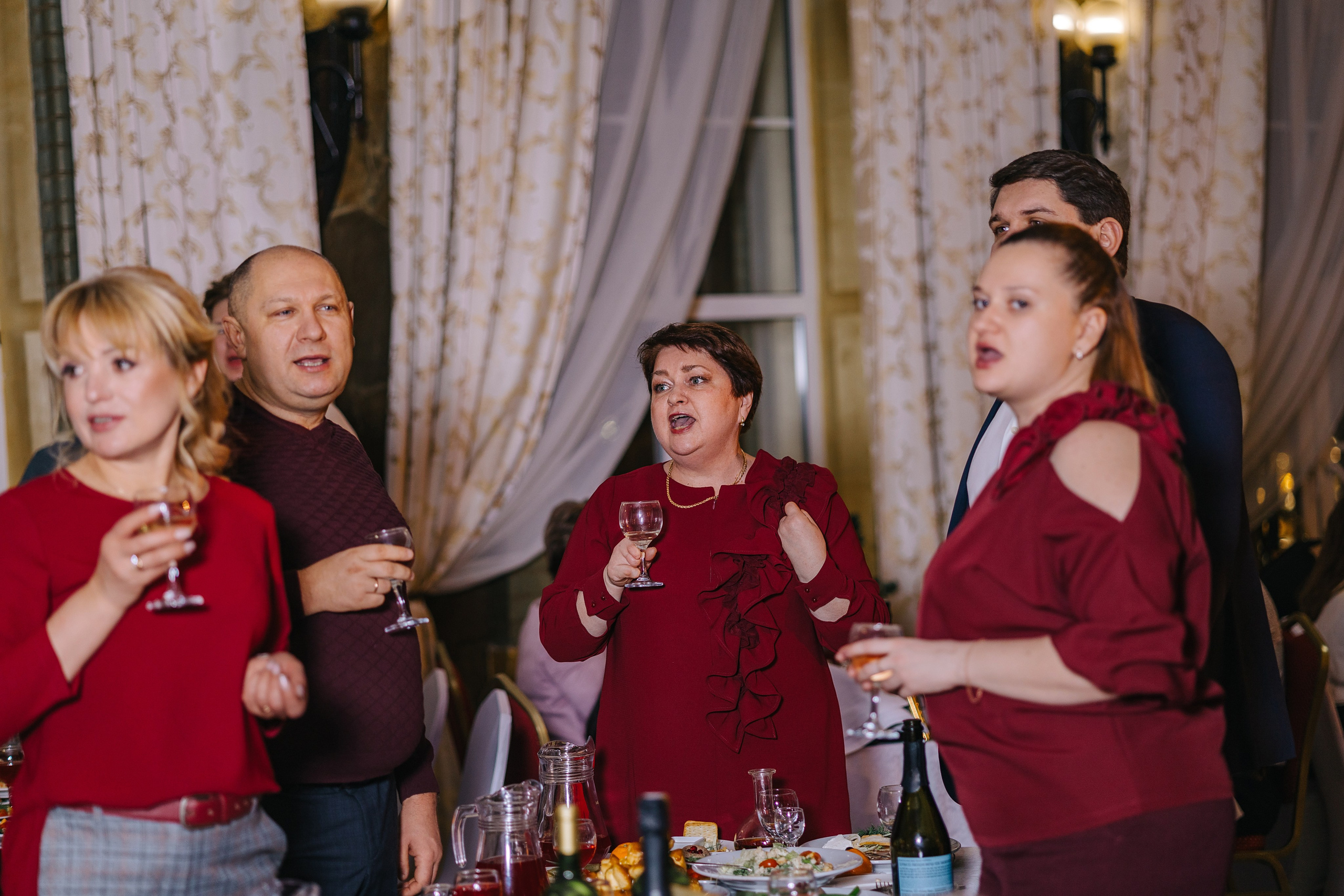 Новый год в «Айвенго» 2026. Александр Антонов. Профессиональный свадебный, репортажный фотограф в Москве, Подольске. Фото+Видео на любой праздник