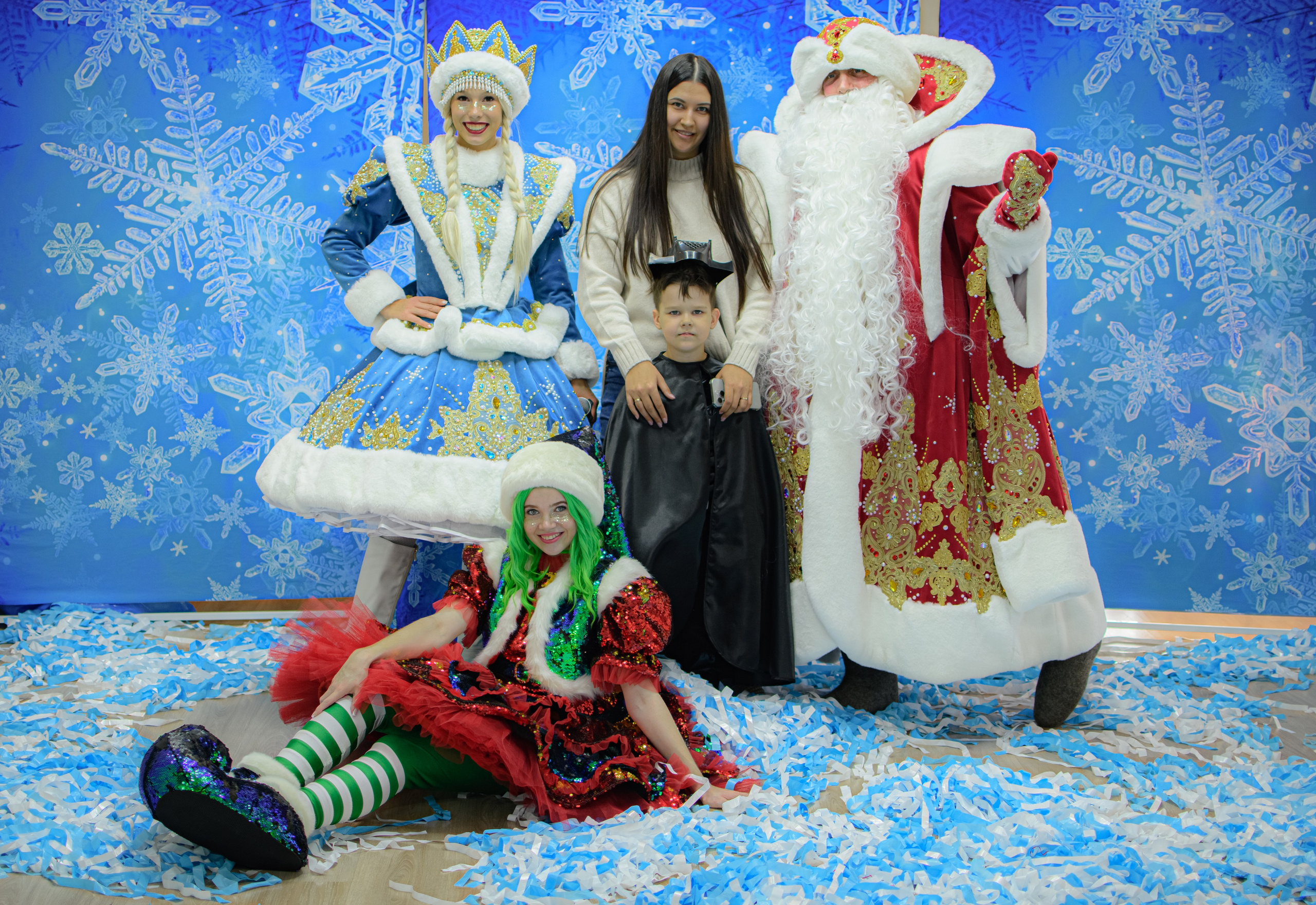 HAPPY NEW YEAR. Photokarish