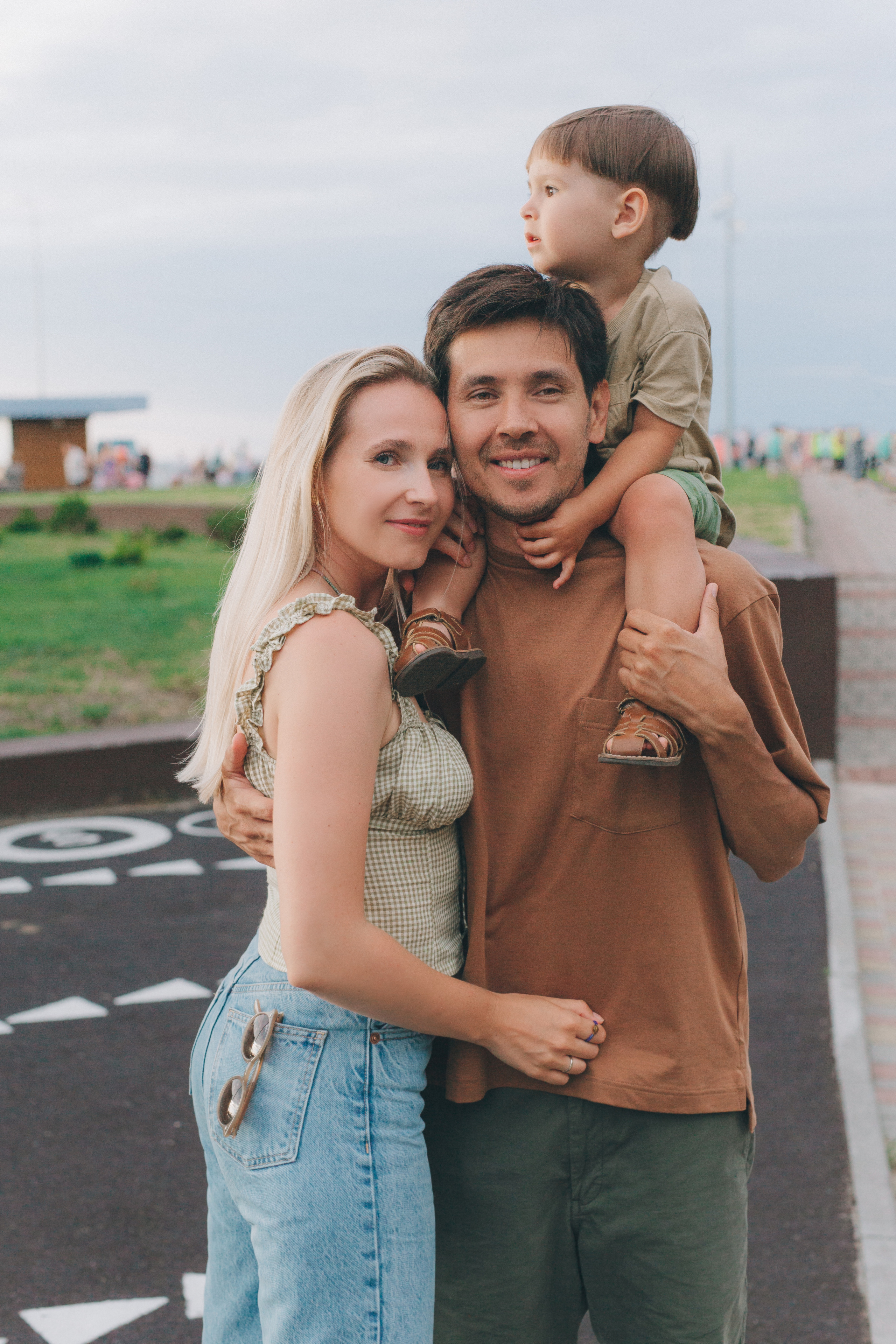 Валерия и её мальчишки. Фотограф Зеленоградск Красильникова Елена