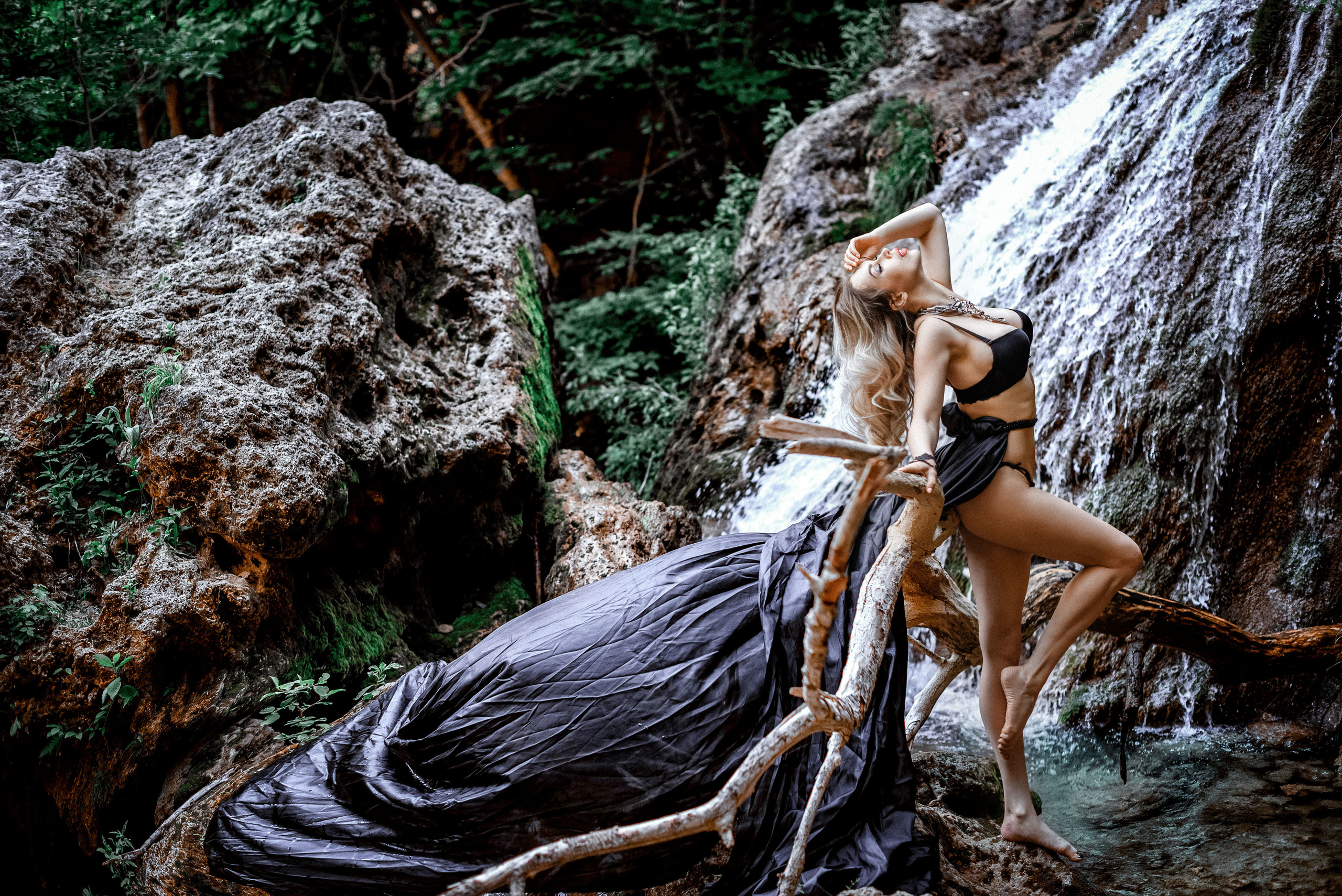 Фотосессия на водопадах. Свадебный и семейный фотограф и видеограф, Крым, Москва, Санкт -Петербург