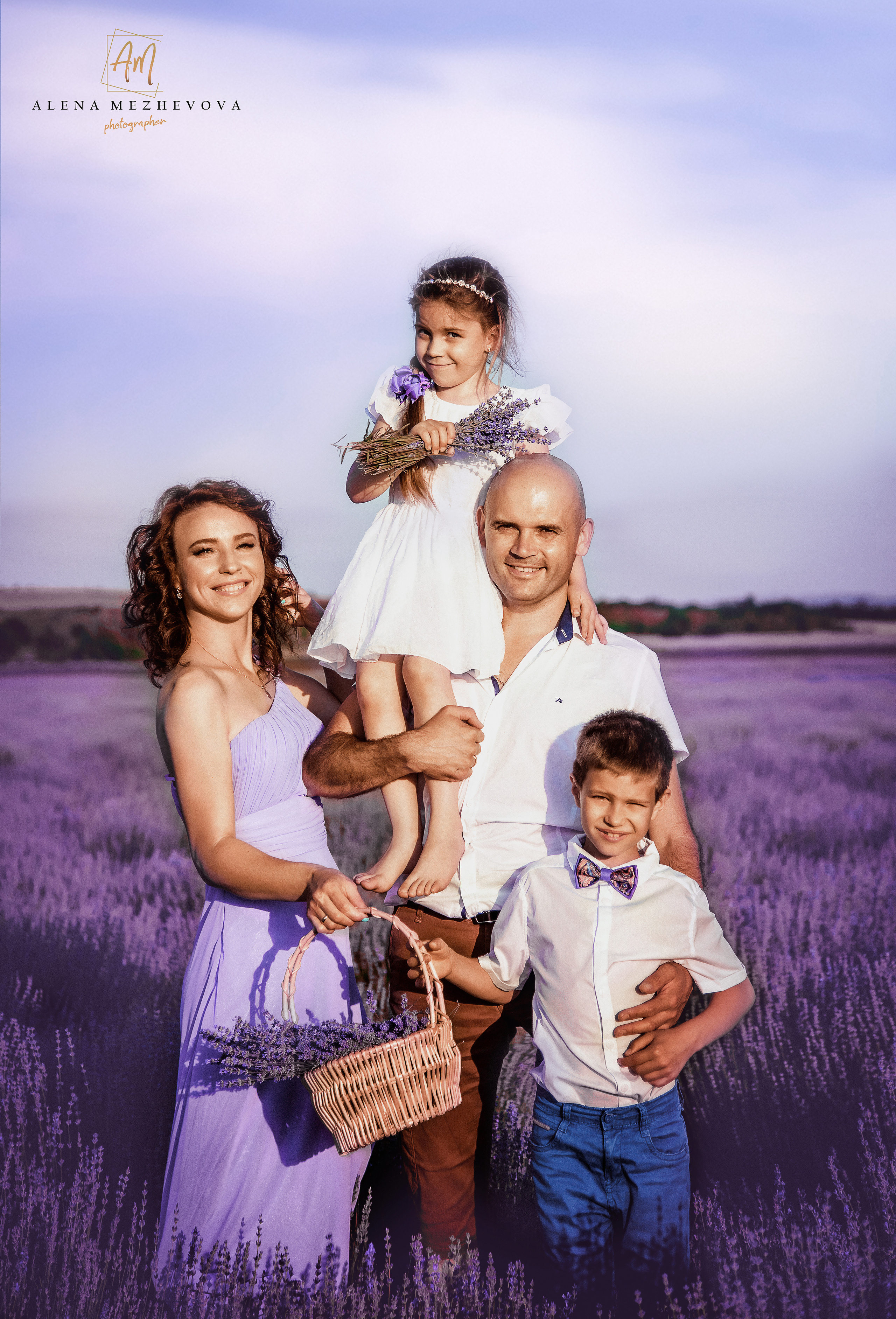 Фотосессия в лаванде. Свадебный и семейный фотограф и видеограф, Крым, Москва, Санкт -Петербург