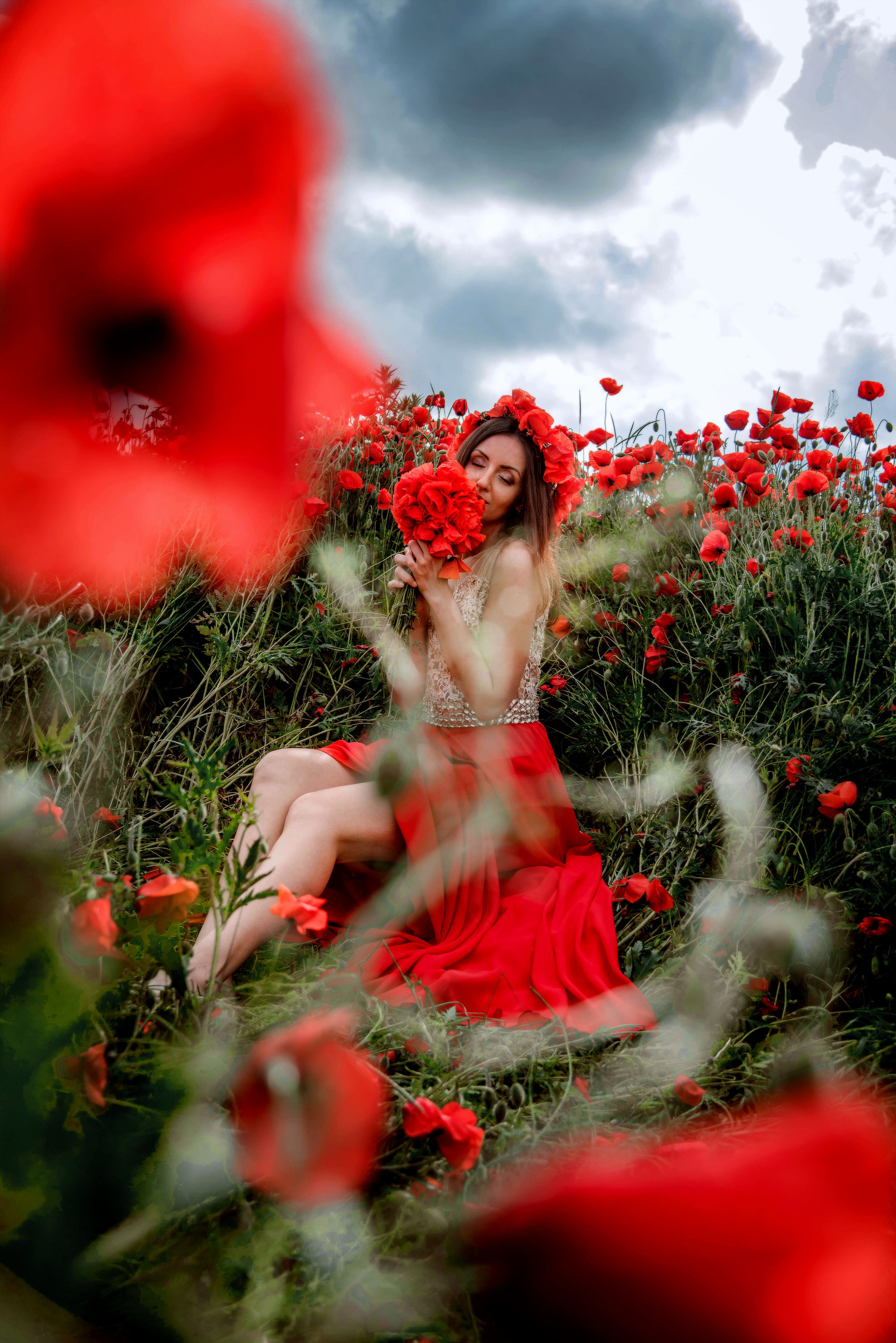 Фотосессия в маках. Свадебный и семейный фотограф и видеограф, Крым, Москва, Санкт -Петербург
