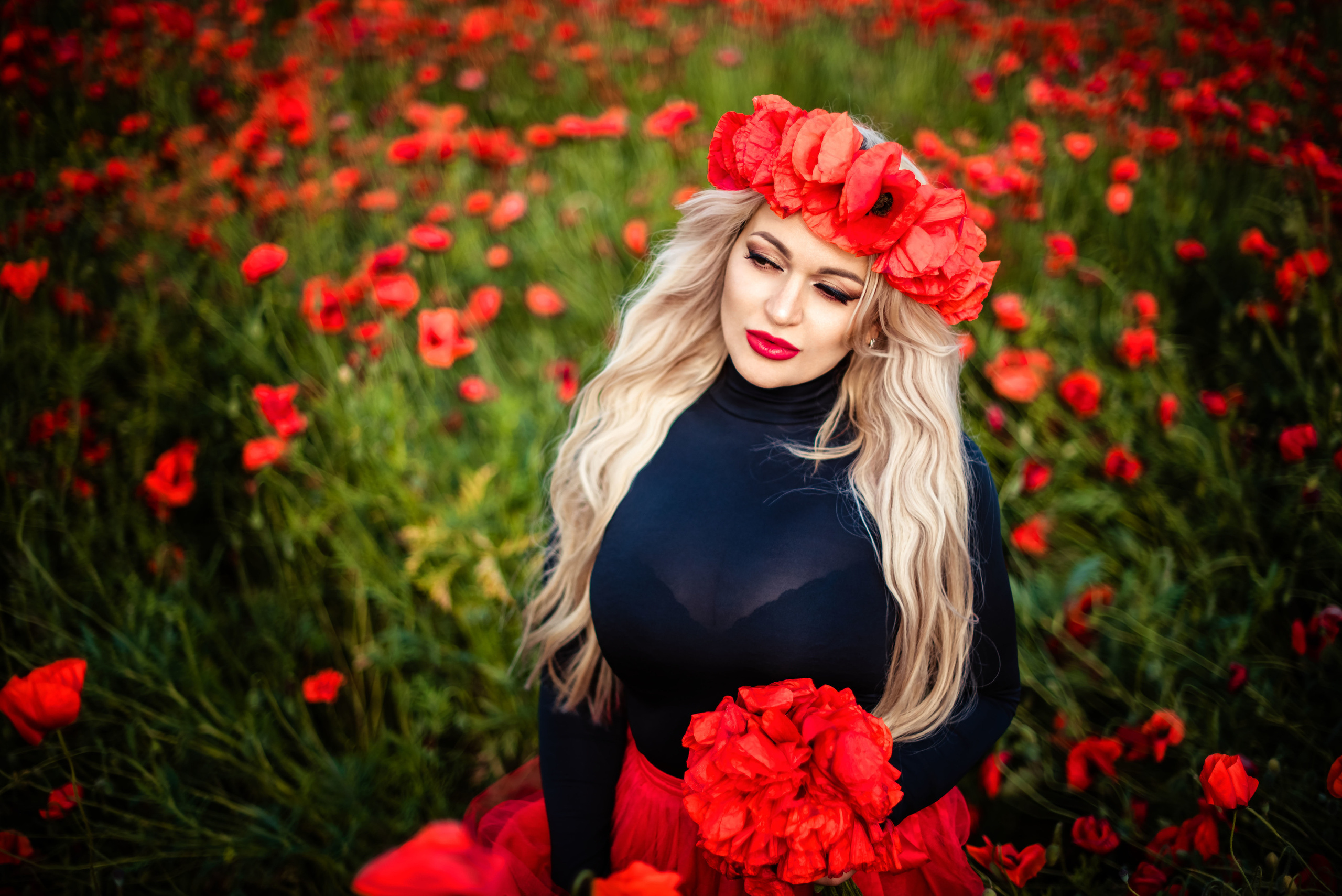 Фотосессия в маках. Свадебный и семейный фотограф и видеограф, Крым, Москва, Санкт -Петербург