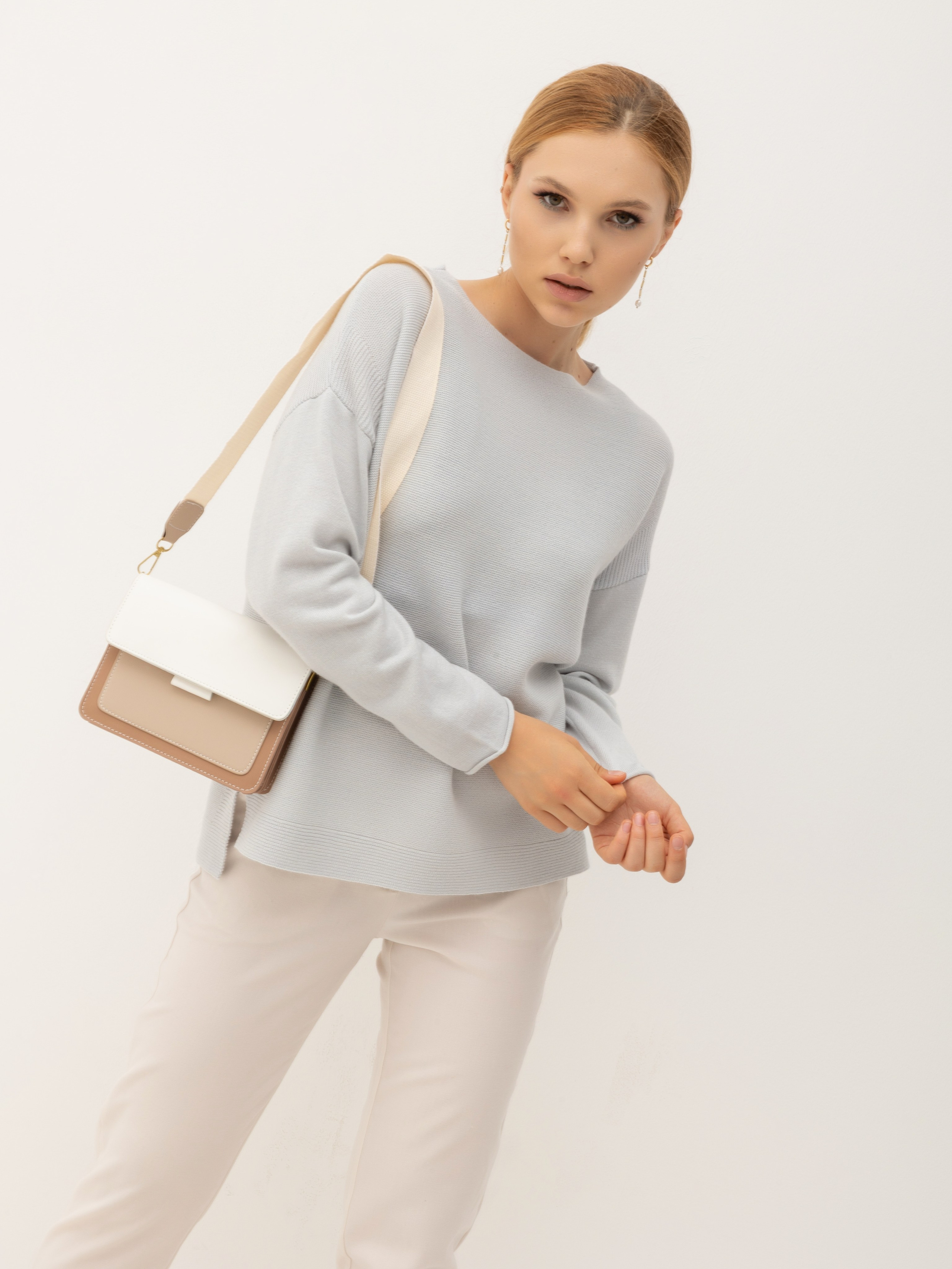 Каталог Лаура. Portfolio ideai-studio
