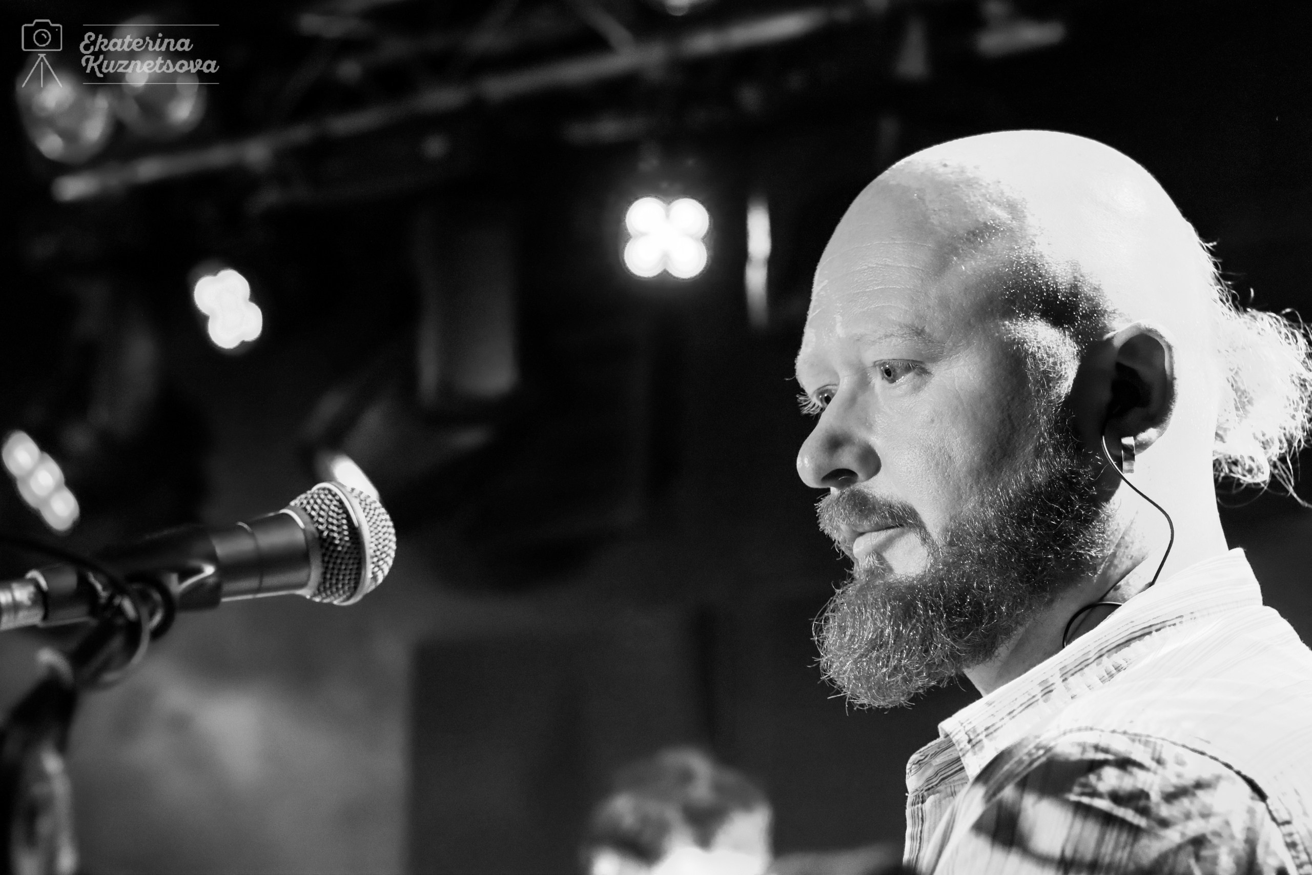 группа Обними кита