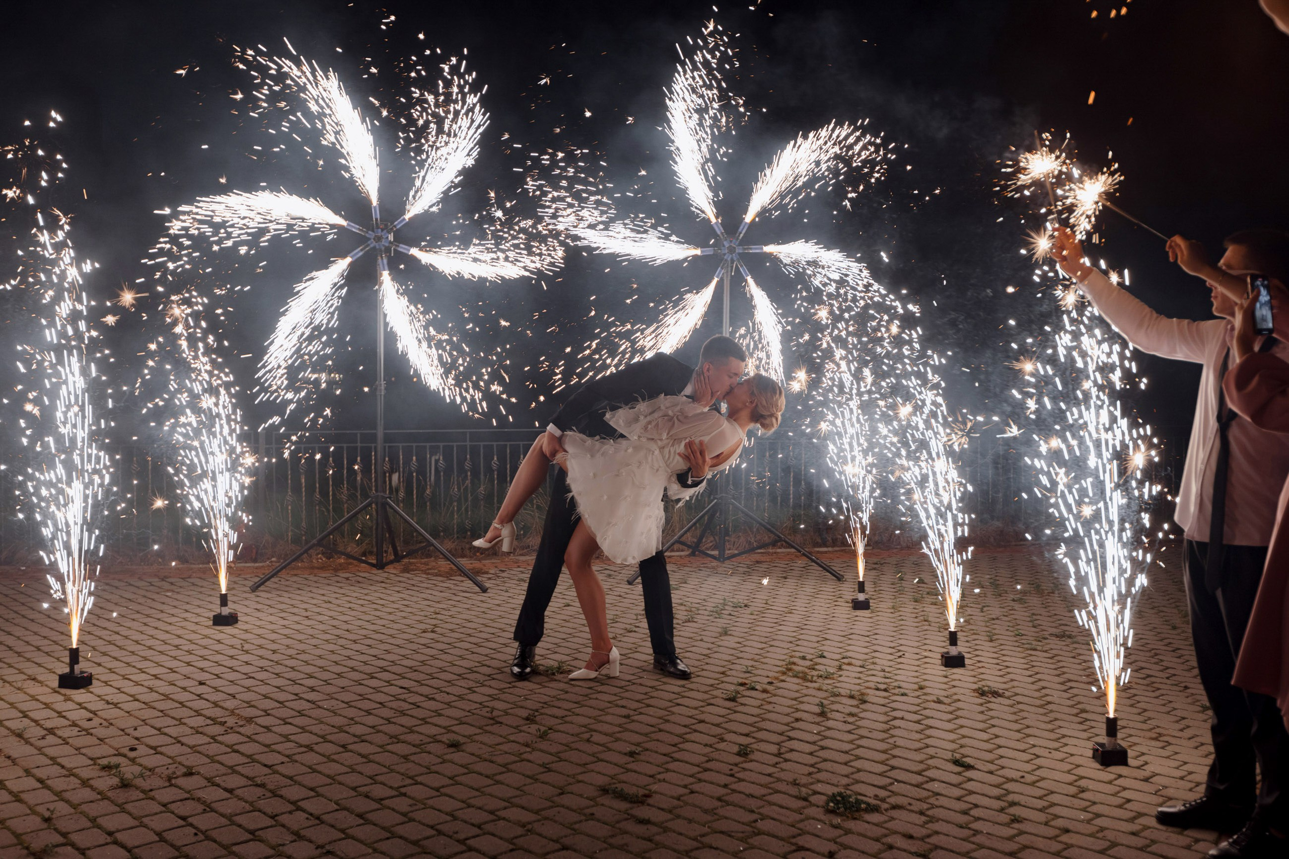 Александр и Валерия. Свадебный фотограф и видеограф Юрий и Эля Дубинины