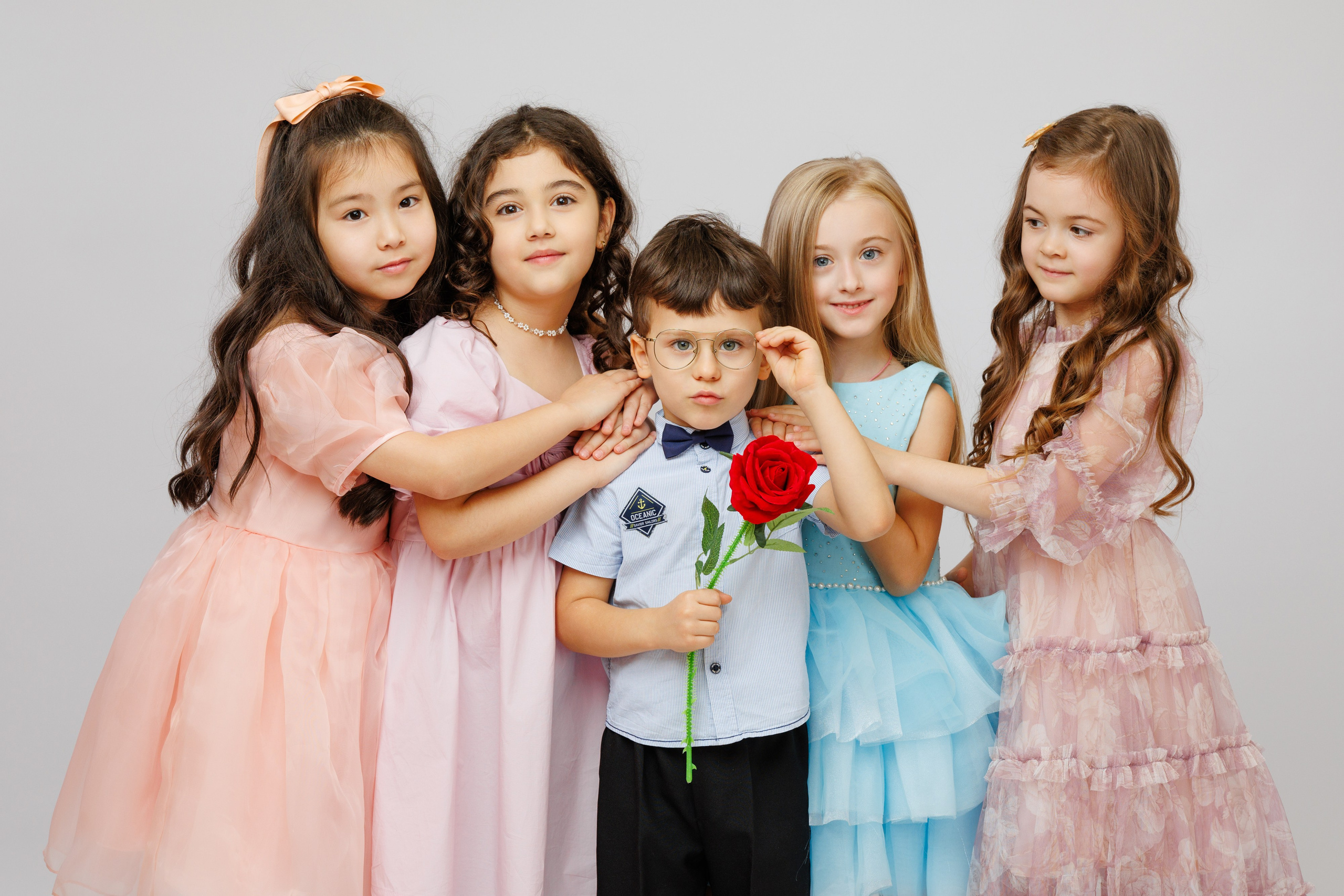 Тариф идеальный (1). Выпускные альбомы в Москве FOTOVMESTE