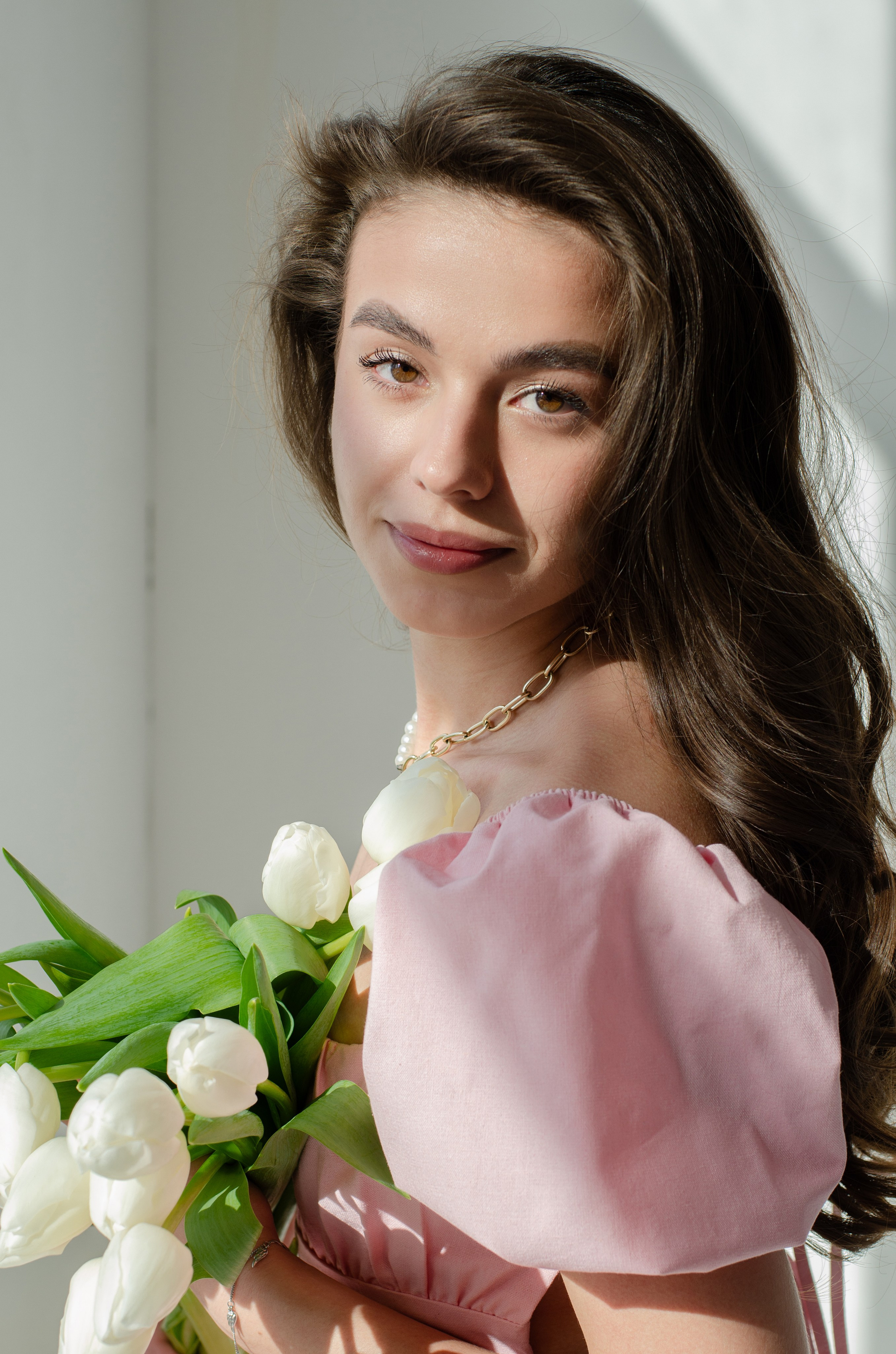 Евгения, тюльпаны. Фотограф Челябинск Ирина Ермоленко