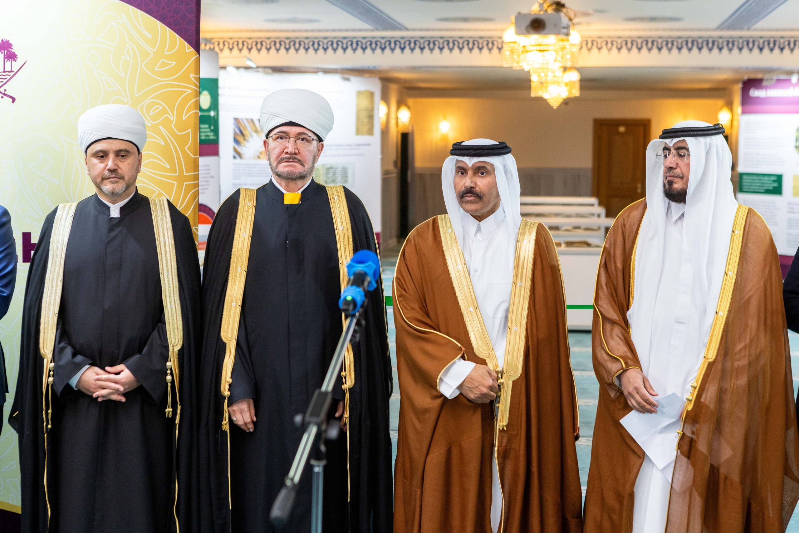 Открытие выставки Мир Корана. Рекламный, предметный, репортажный, семейный фотограф и художник в Москве