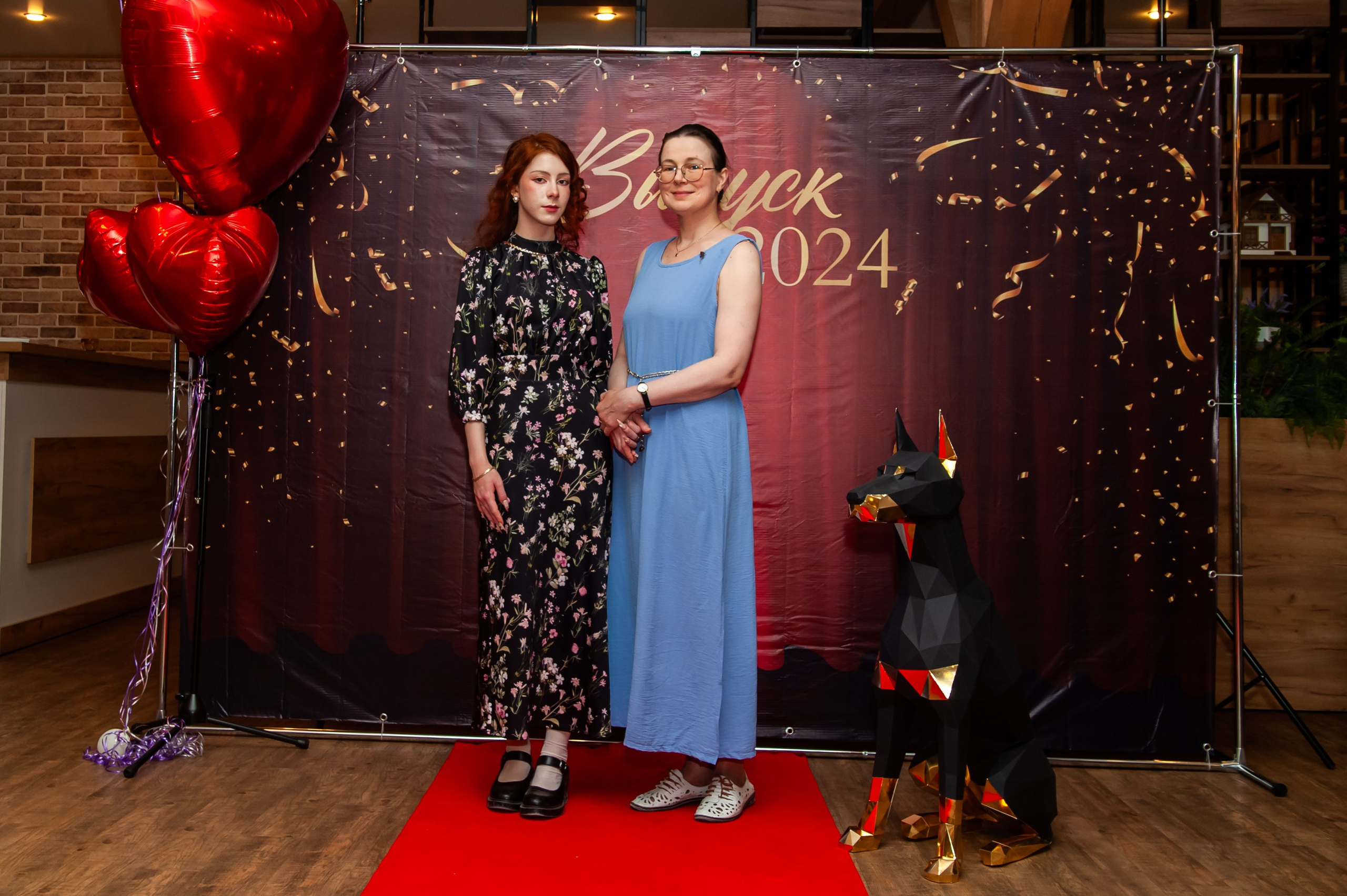 Выпускной МАОУ СОШ № 17 им. Эдуарда Есаяна. Свадебный и семейный фотограф Денис Лукьянов в Краснодаре, Краснодарском крае и Республике Крым