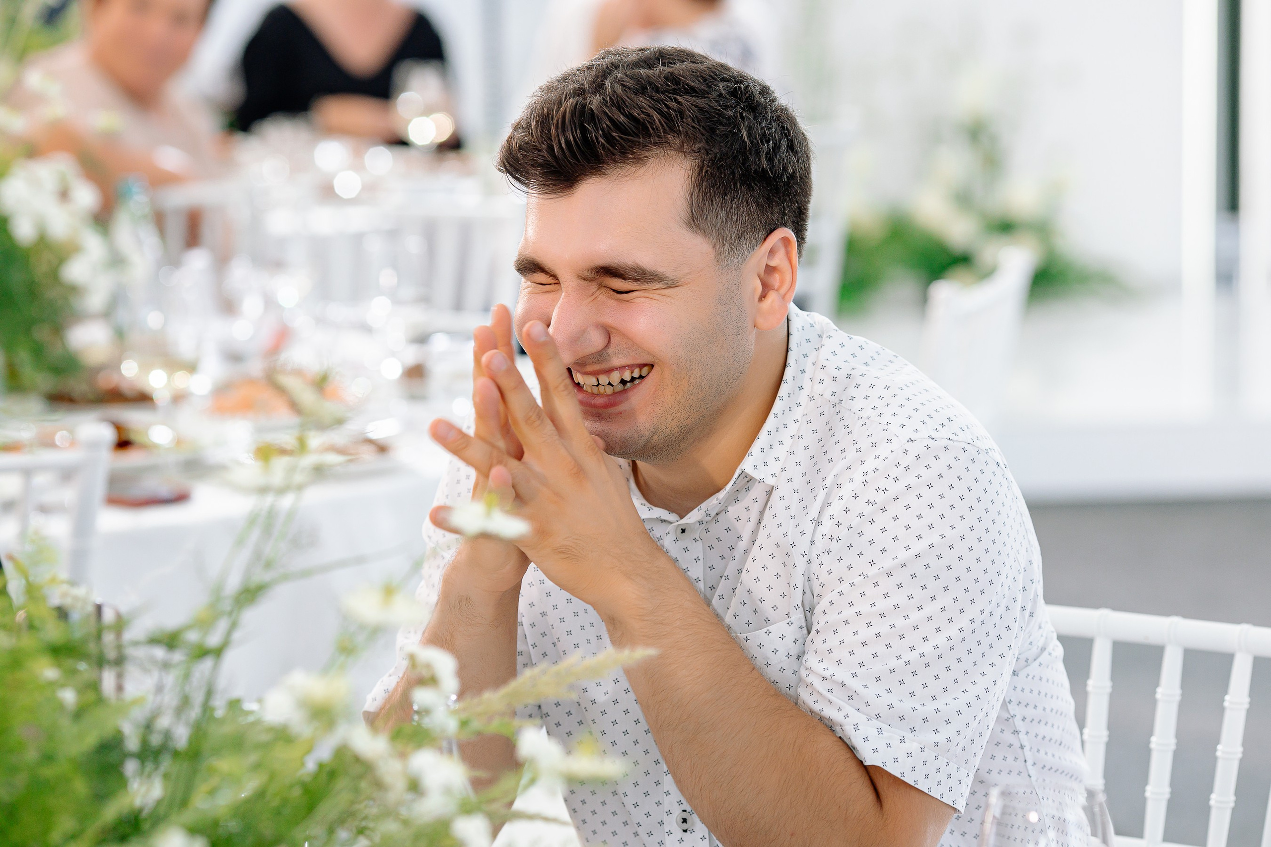 Свадебная фотосессия в отеле с собаками. Свадебный и семейный фотограф в Тамбове Сергей Григорьев