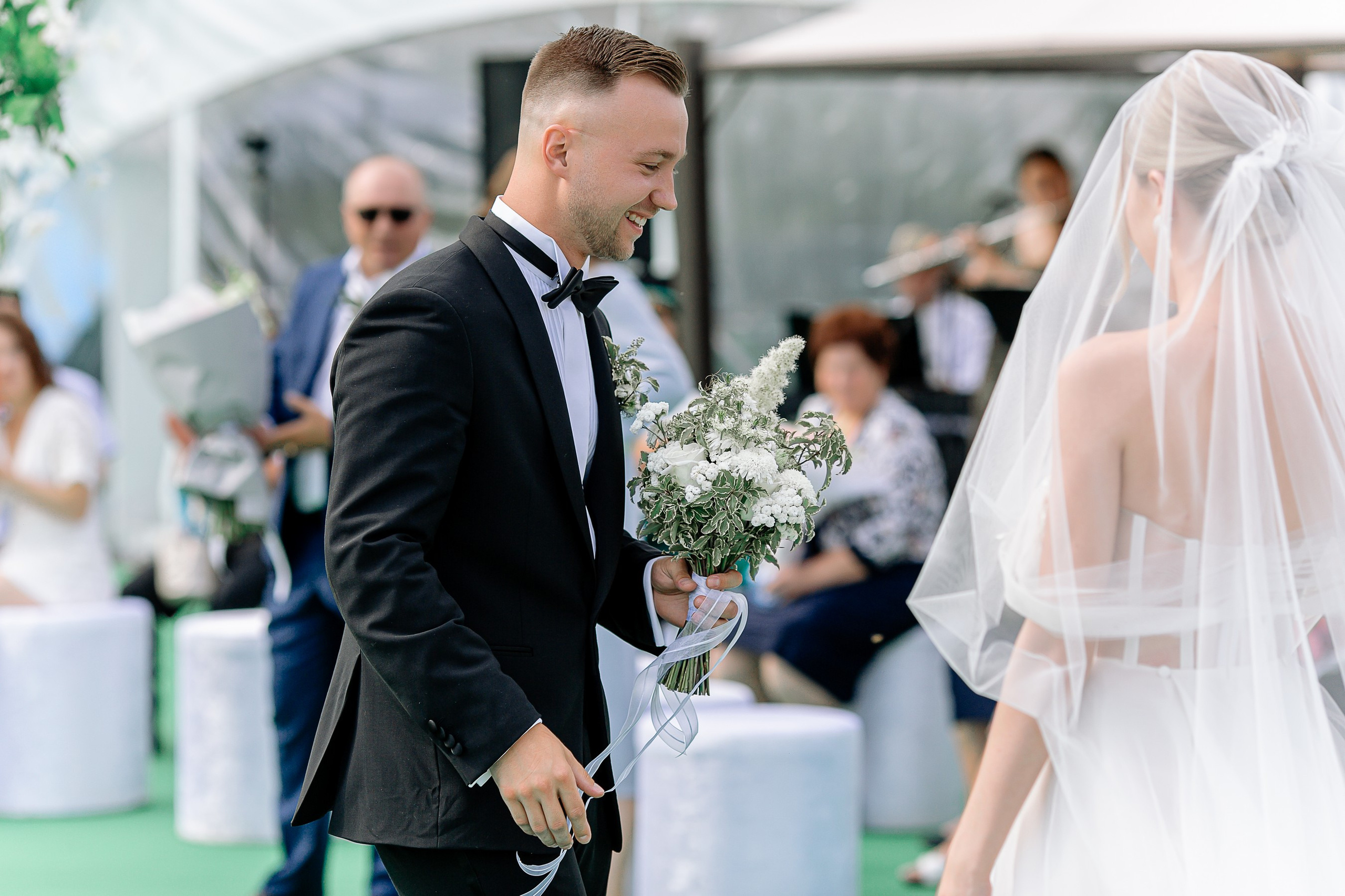 Свадебная фотосессия в отеле с собаками. Свадебный и семейный фотограф в Тамбове Сергей Григорьев