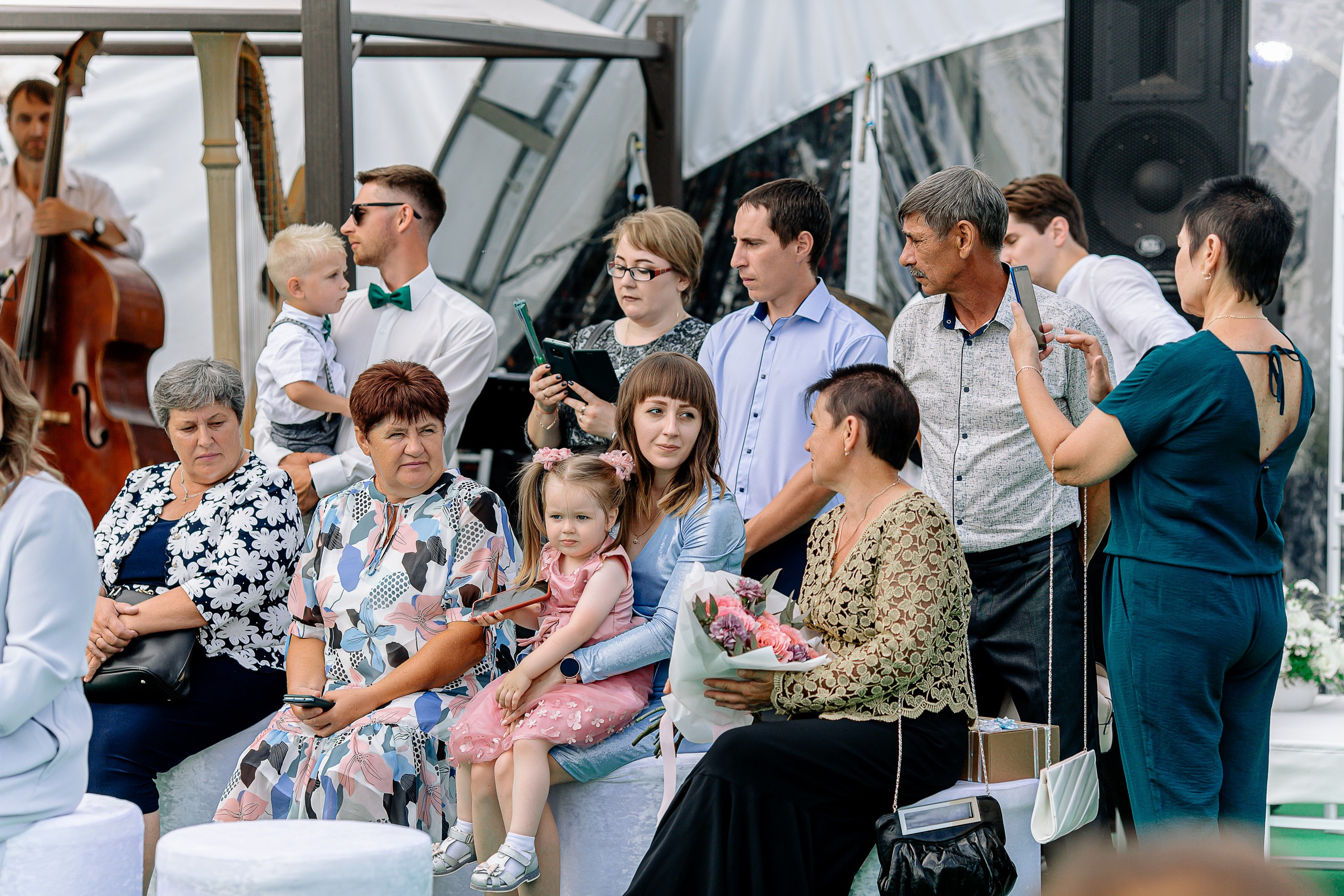 Свадебная фотосессия в отеле с собаками. Свадебный и семейный фотограф в Тамбове Сергей Григорьев