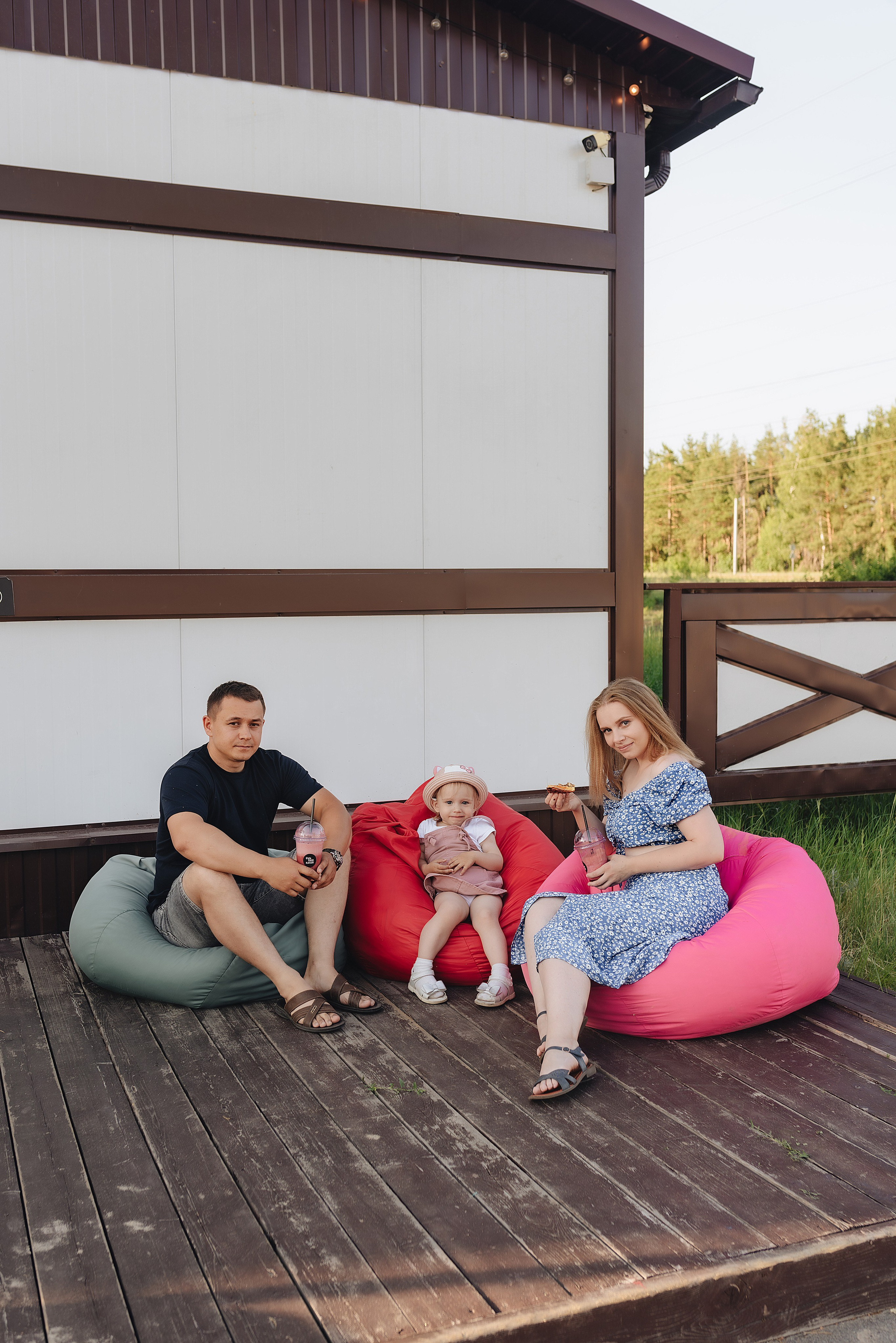 Семейная прогулка | Съемка для кофейни. Фотограф Карина Шмулёва. Воронеж и область