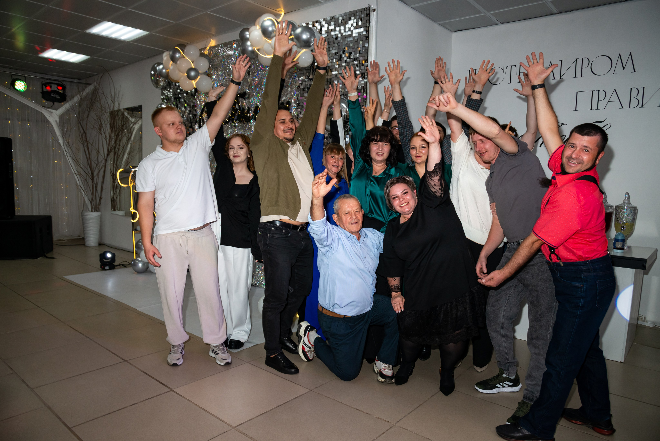 Корпоративные, Юбилейные, выпускные (школа, садик)фотосессии. Фотография — это миг, который фиксирует вечность