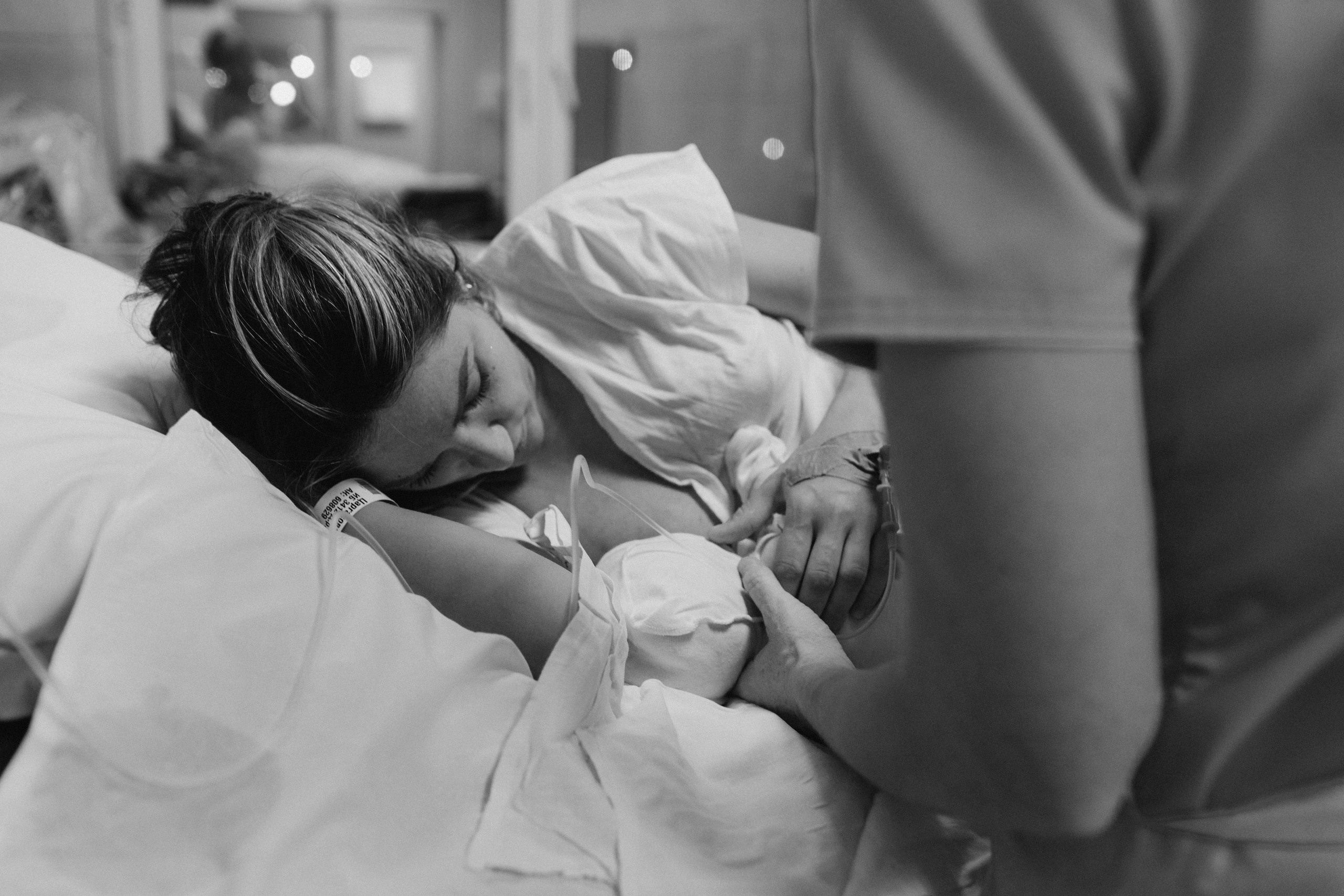 Съемка родов. Рождение Анисии. Родильный дом № 17. Фотограф на роды в Санкт-Петербурге Екатерина Сысоева