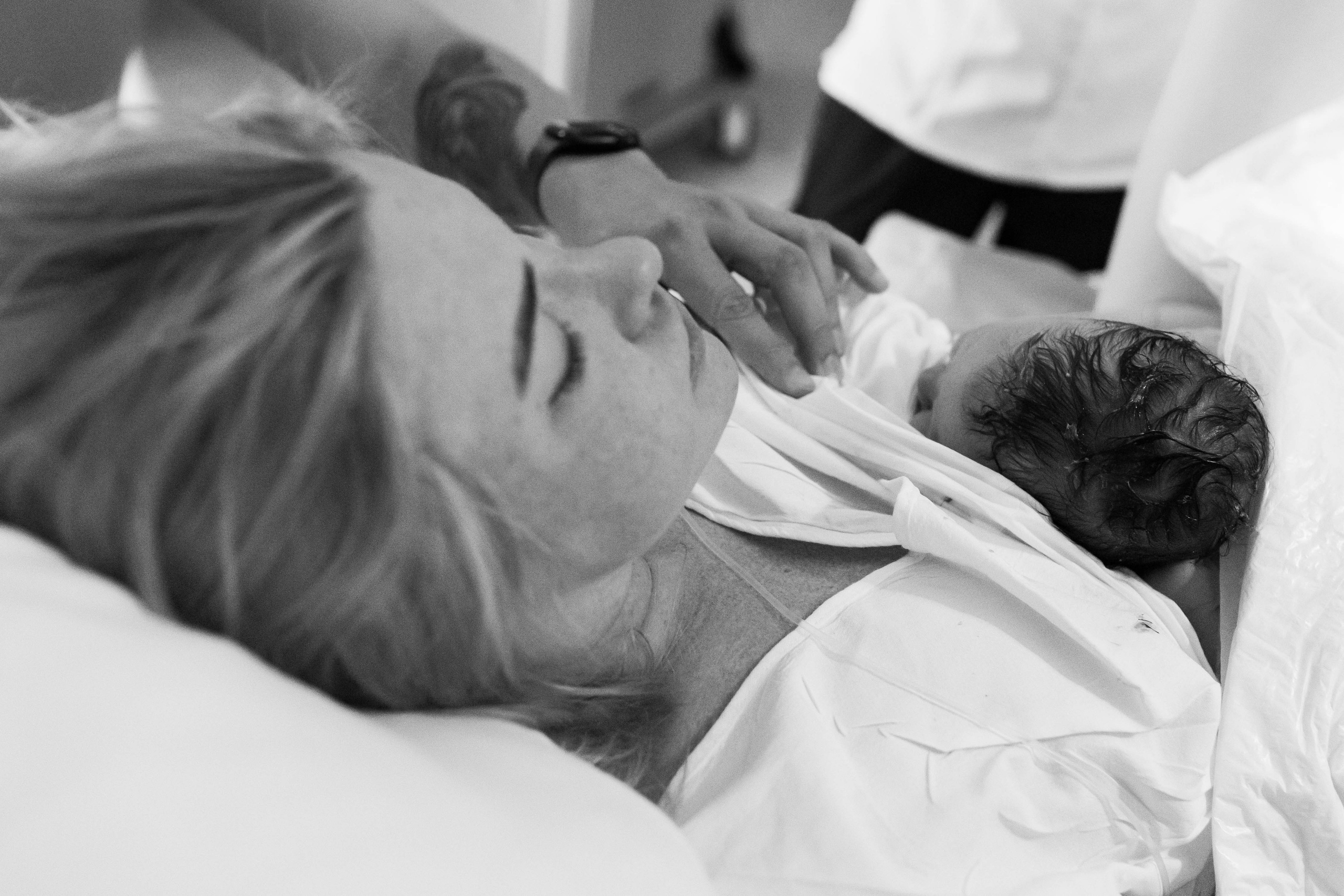 Съемка родов. Рождение Виктории. Клинический госпиталь MD GROUP Лахта. Фотограф на роды в Санкт-Петербурге Екатерина Сысоева