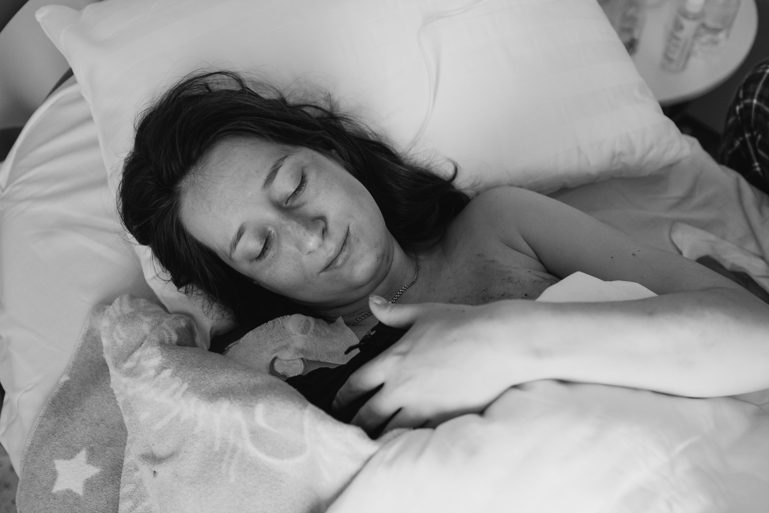 Съемка родов. Рождение Майи. Клинический госпиталь MD GROUP Лахта. Фотограф на роды в Санкт-Петербурге Екатерина Сысоева