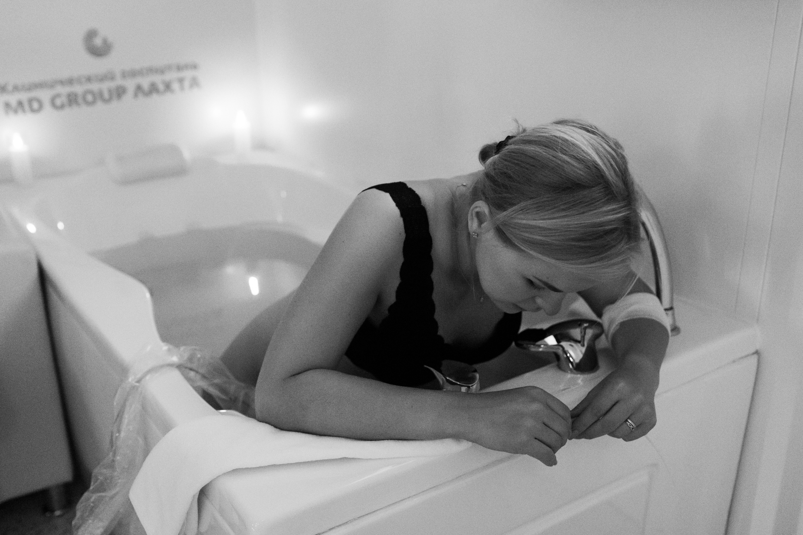 Съемка родов. Рождение Веры. Клинический госпиталь MD GROUP Лахта. Фотограф на роды в Санкт-Петербурге Екатерина Сысоева