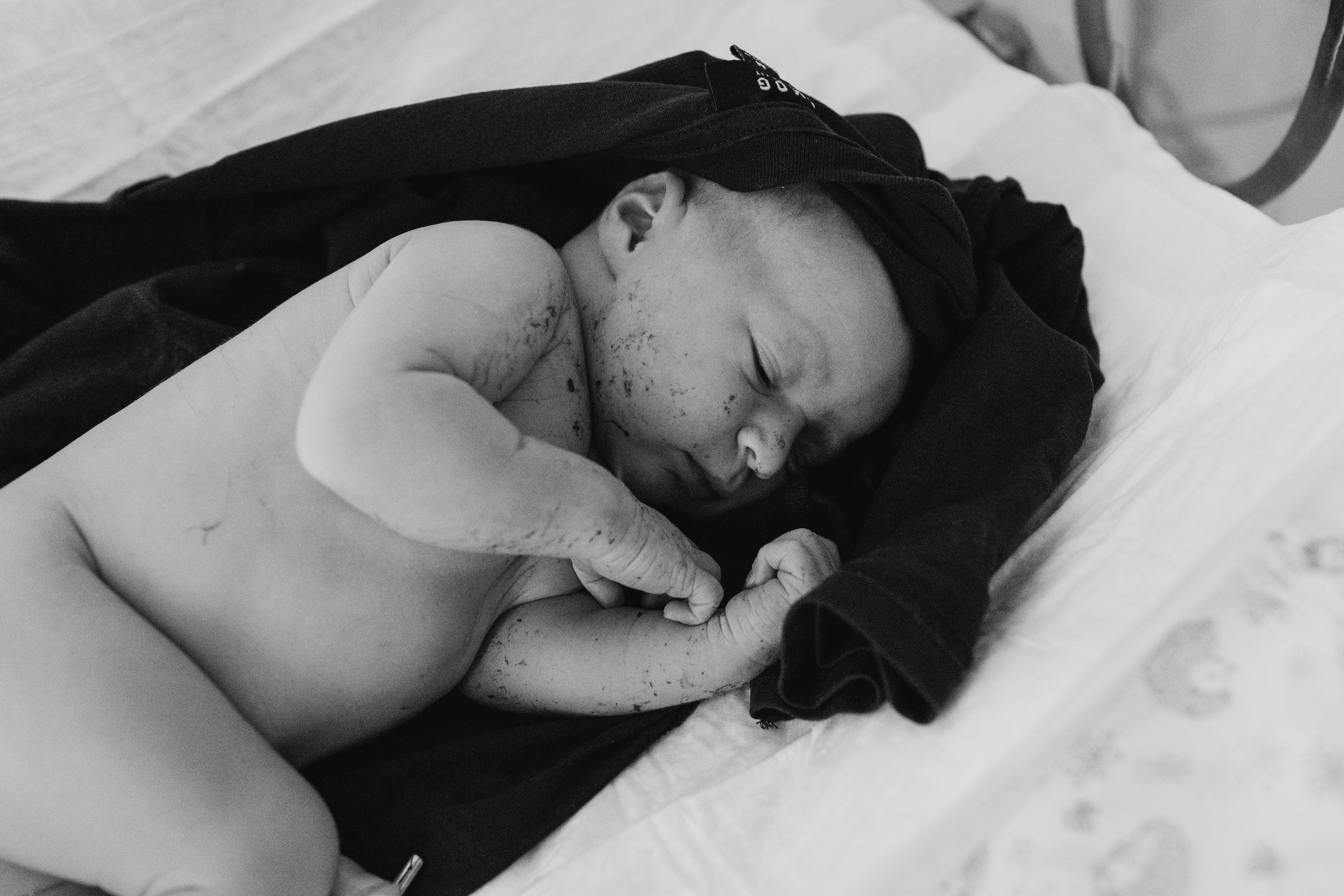 Съемка родов. Рождение Майи. Клинический госпиталь MD GROUP Лахта. Фотограф на роды в Санкт-Петербурге Екатерина Сысоева