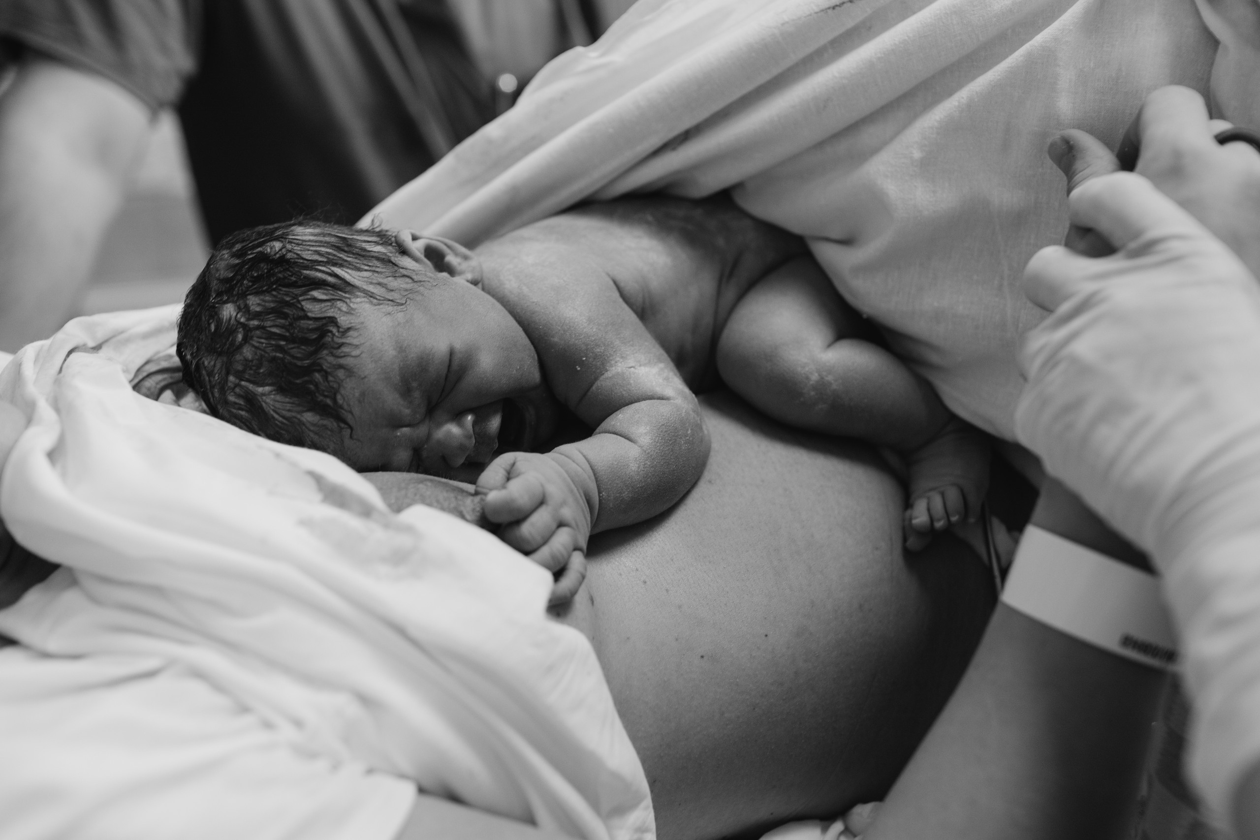 Съемка родов. Рождение Анисии. Родильный дом № 17. Фотограф на роды в Санкт-Петербурге Екатерина Сысоева