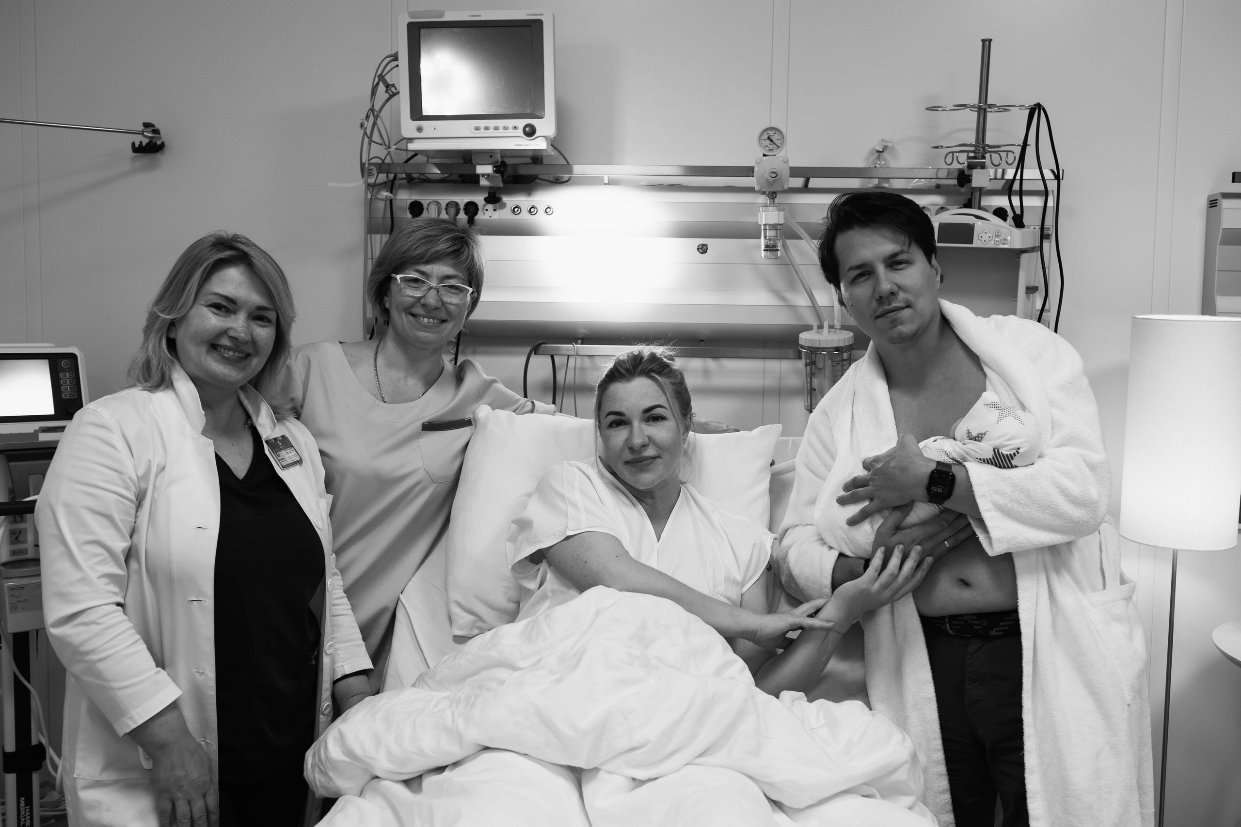 Съемка родов. Рождение Виктории. Клинический госпиталь MD GROUP Лахта. Фотограф на роды в Санкт-Петербурге Екатерина Сысоева